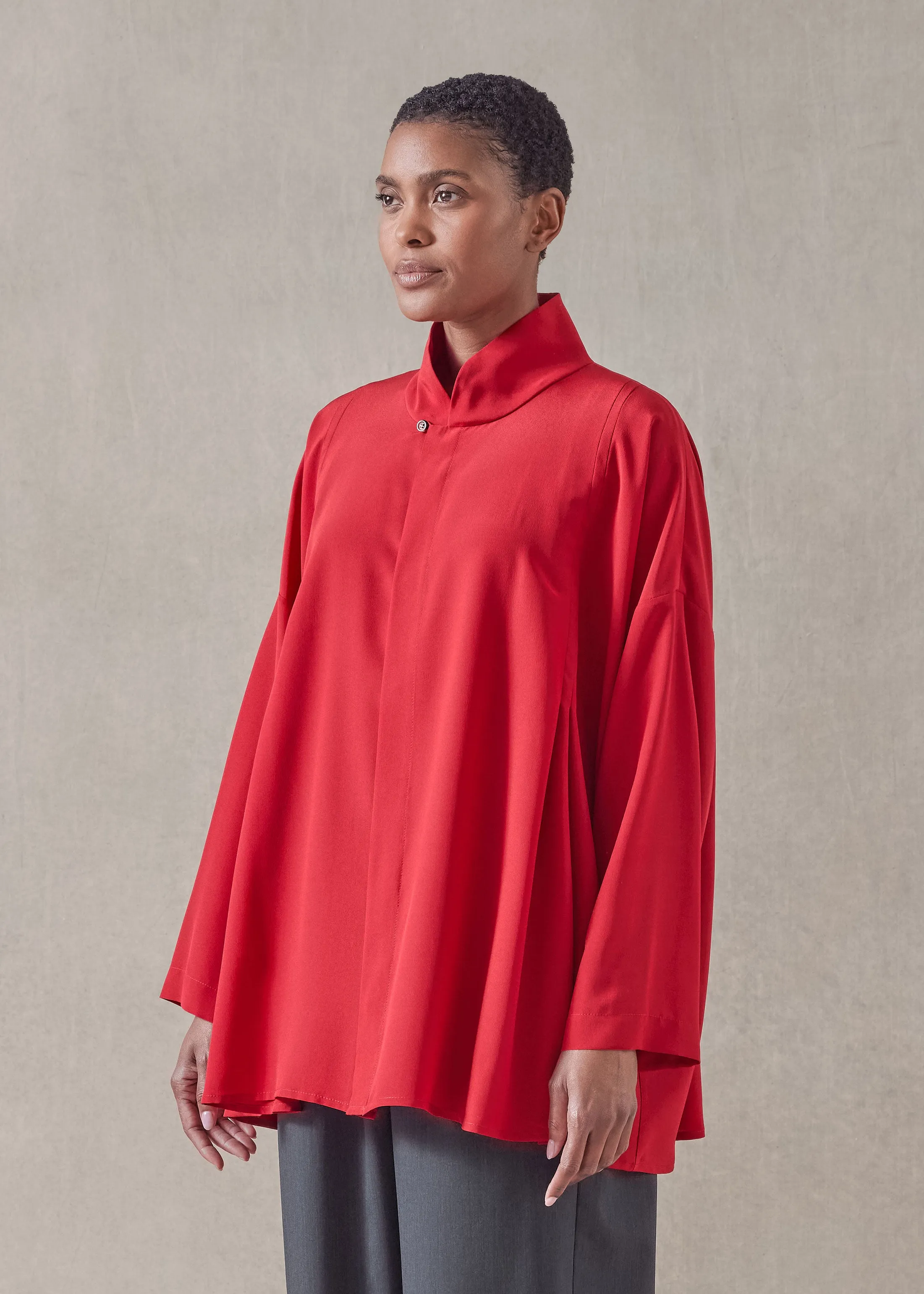 silk pleated shoulder swing shirt with chinese collar - long sold by eskandar product image thumbnail 2