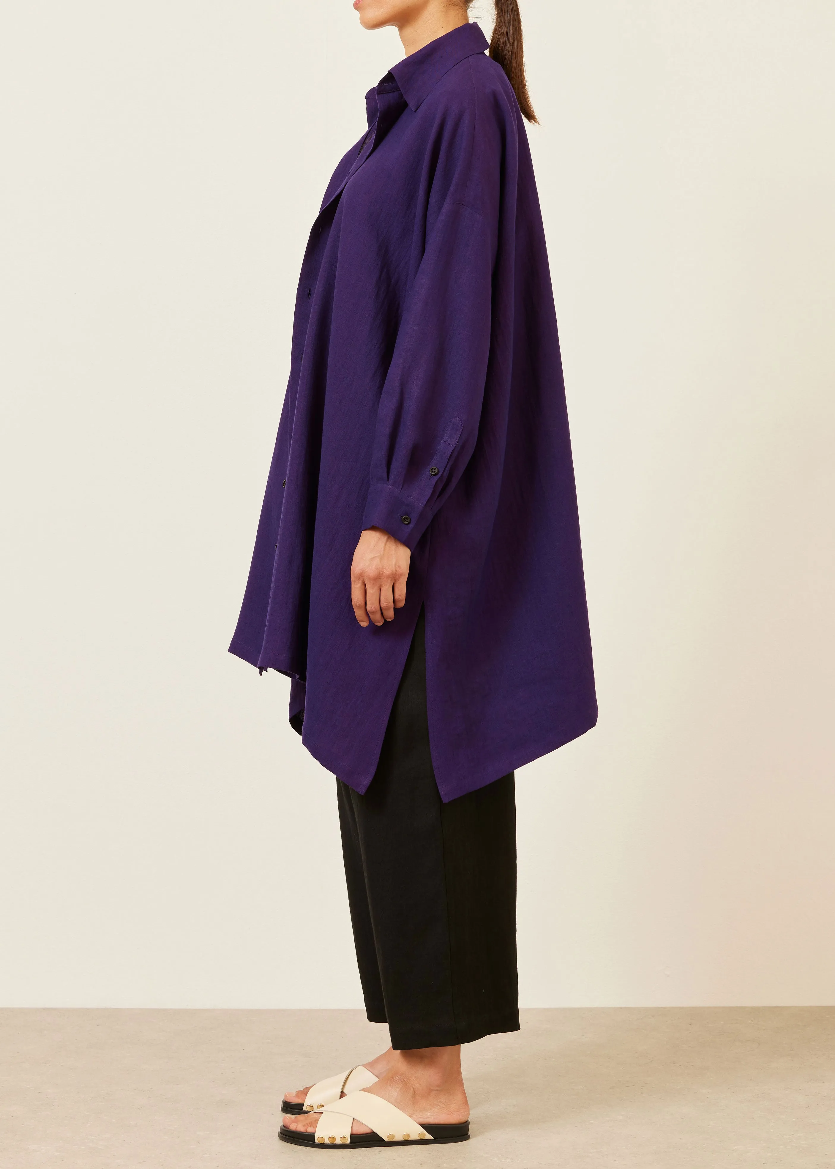 linen wide a-line shirt with collar - very long with slits sold by eskandar product image thumbnail 2