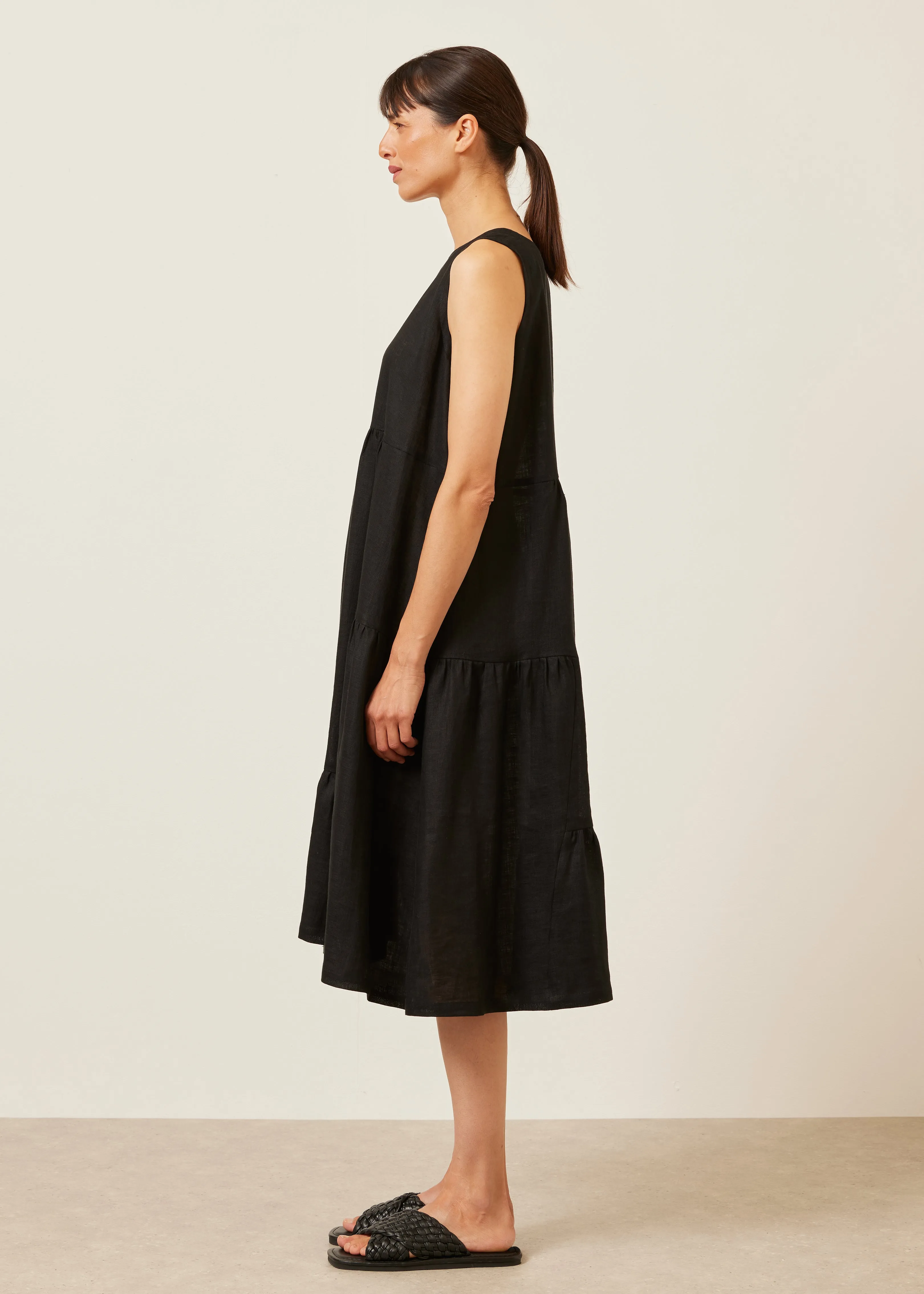 linen tiered pleated sleeveless dress sold by eskandar product image thumbnail 3