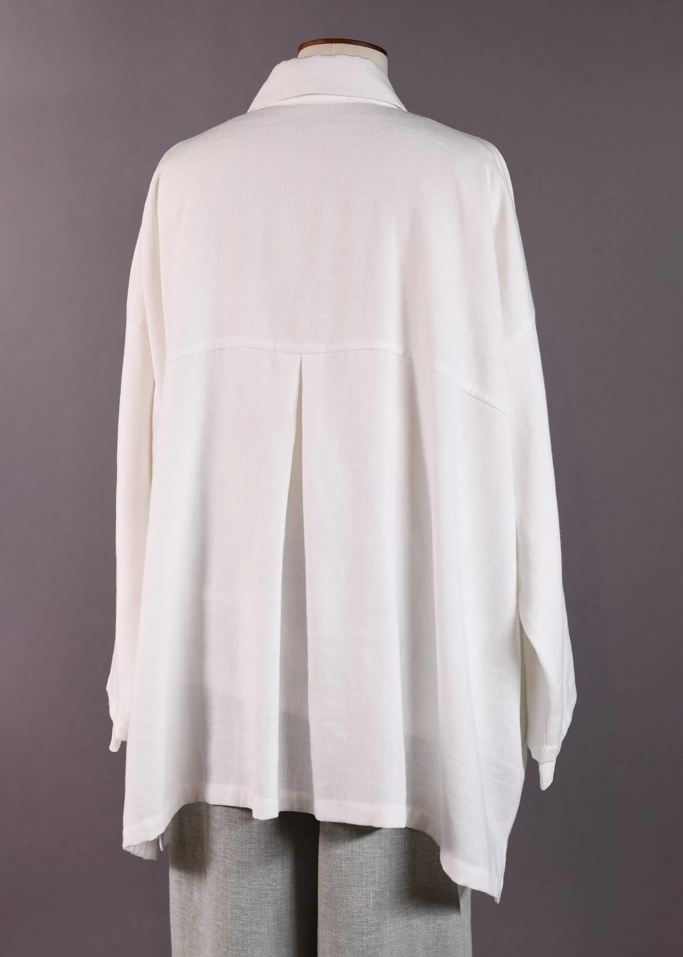 linen mix wide a-line back pleat jacket with collar - long sold by eskandar product image thumbnail 2