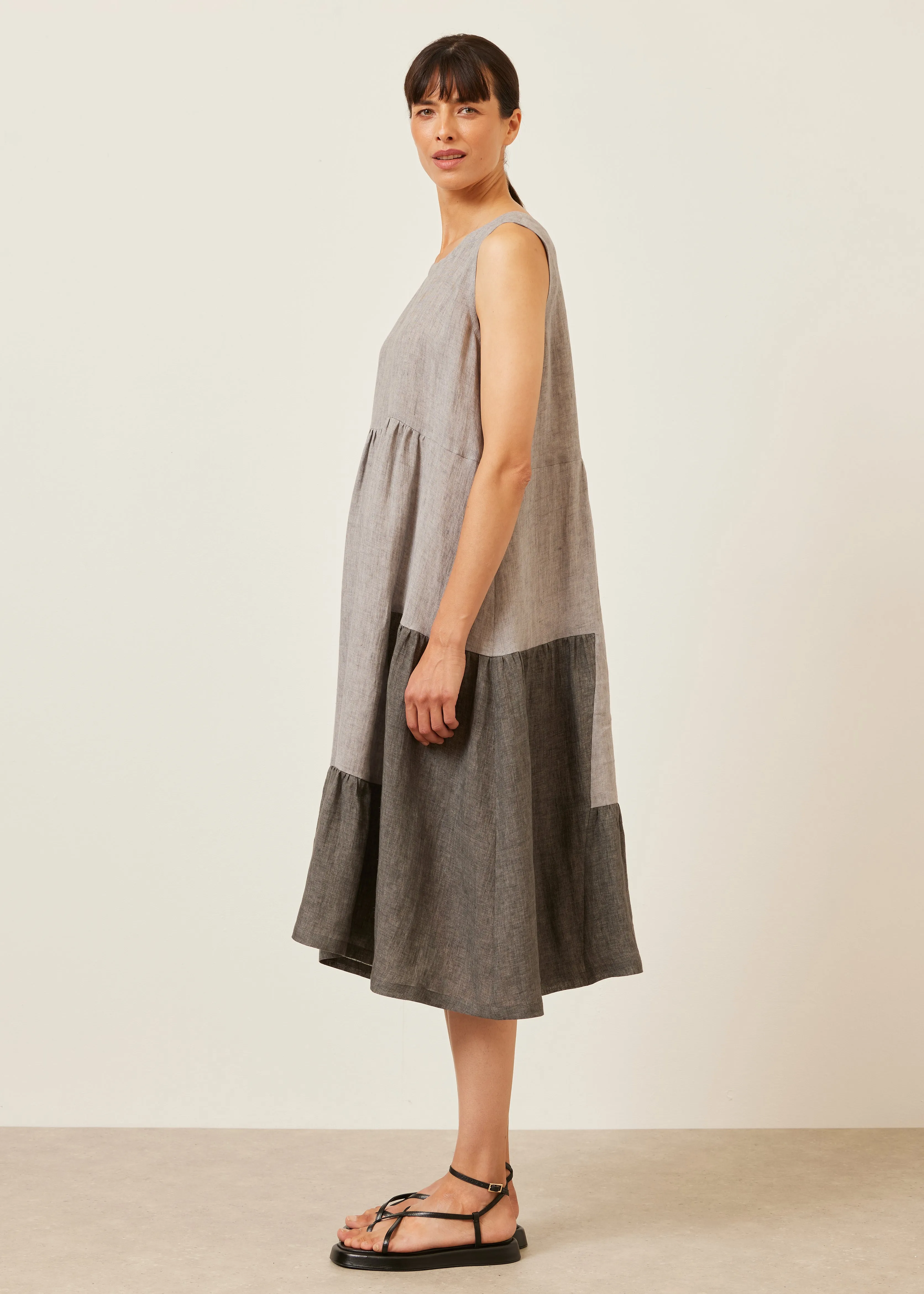 linen two tone tiered pleated sleeveless dress sold by eskandar product image thumbnail 3