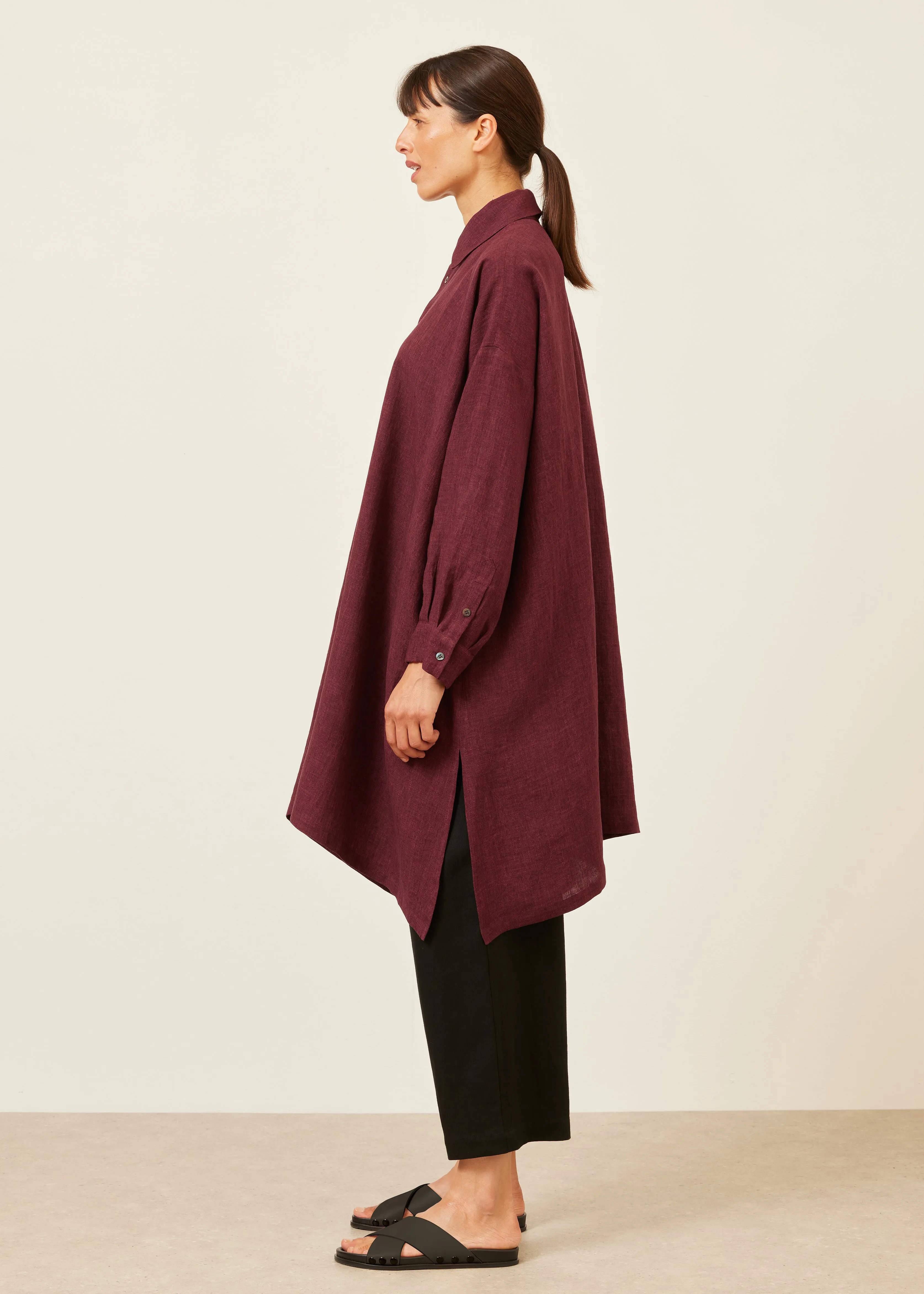 linen wide a-line shirt with collar - very long with slits sold by eskandar product image thumbnail 3