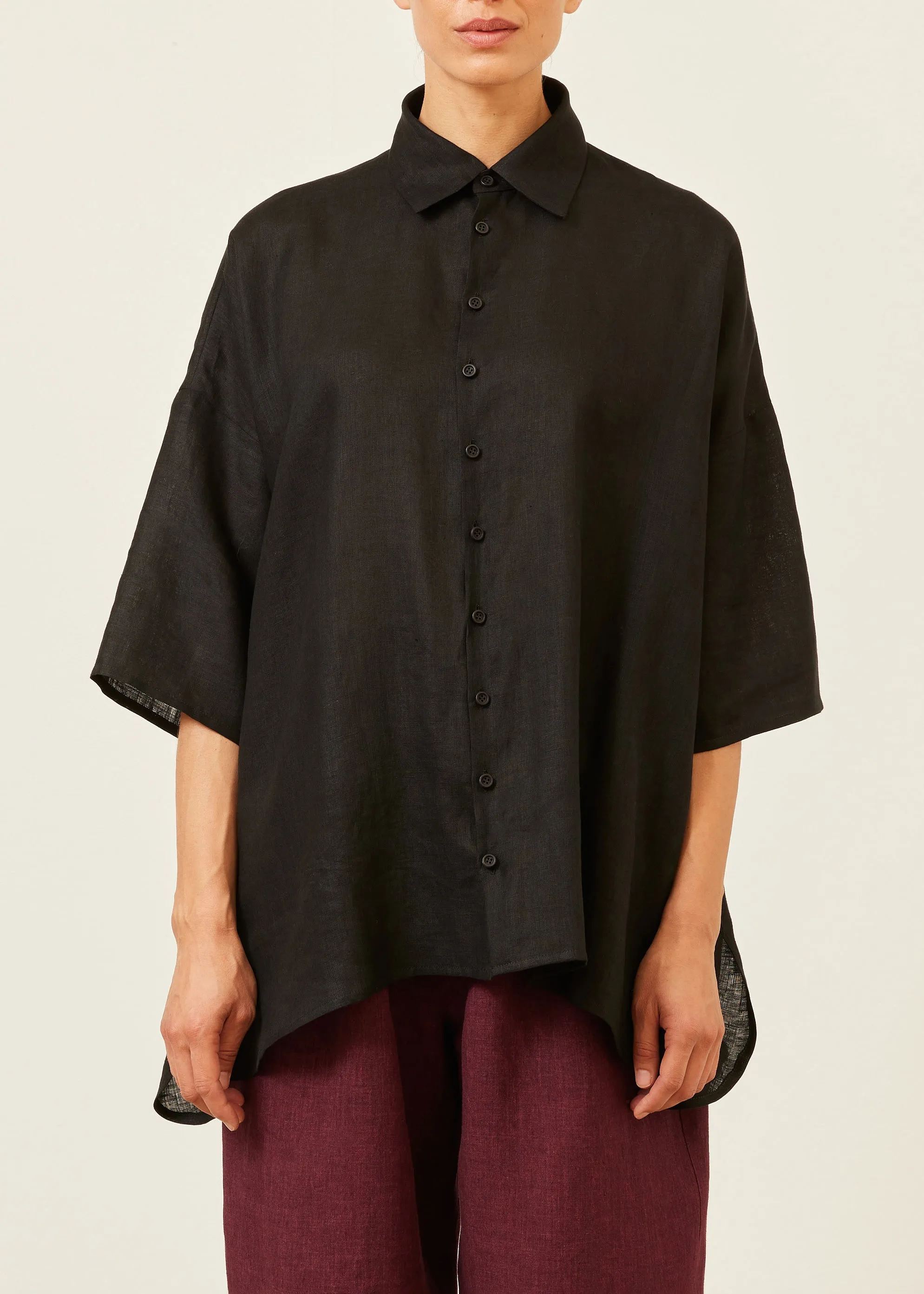 linen sloped shoulder wide a-line short sleeve shirt with collar - long (black) sold by eskandar