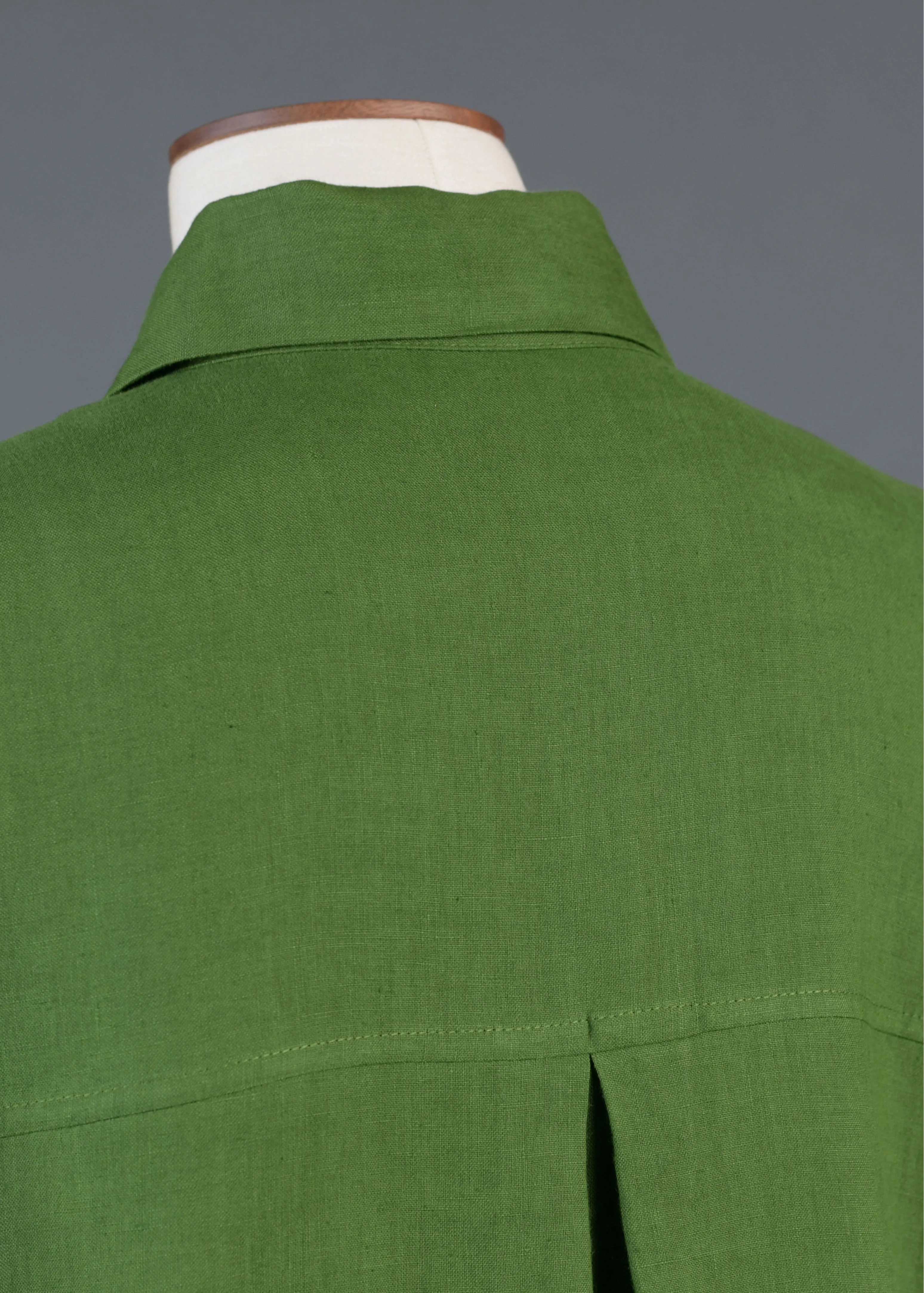 linen slim a-line sleeveless shirt dress with collar and side slit detail sold by eskandar product image thumbnail 5