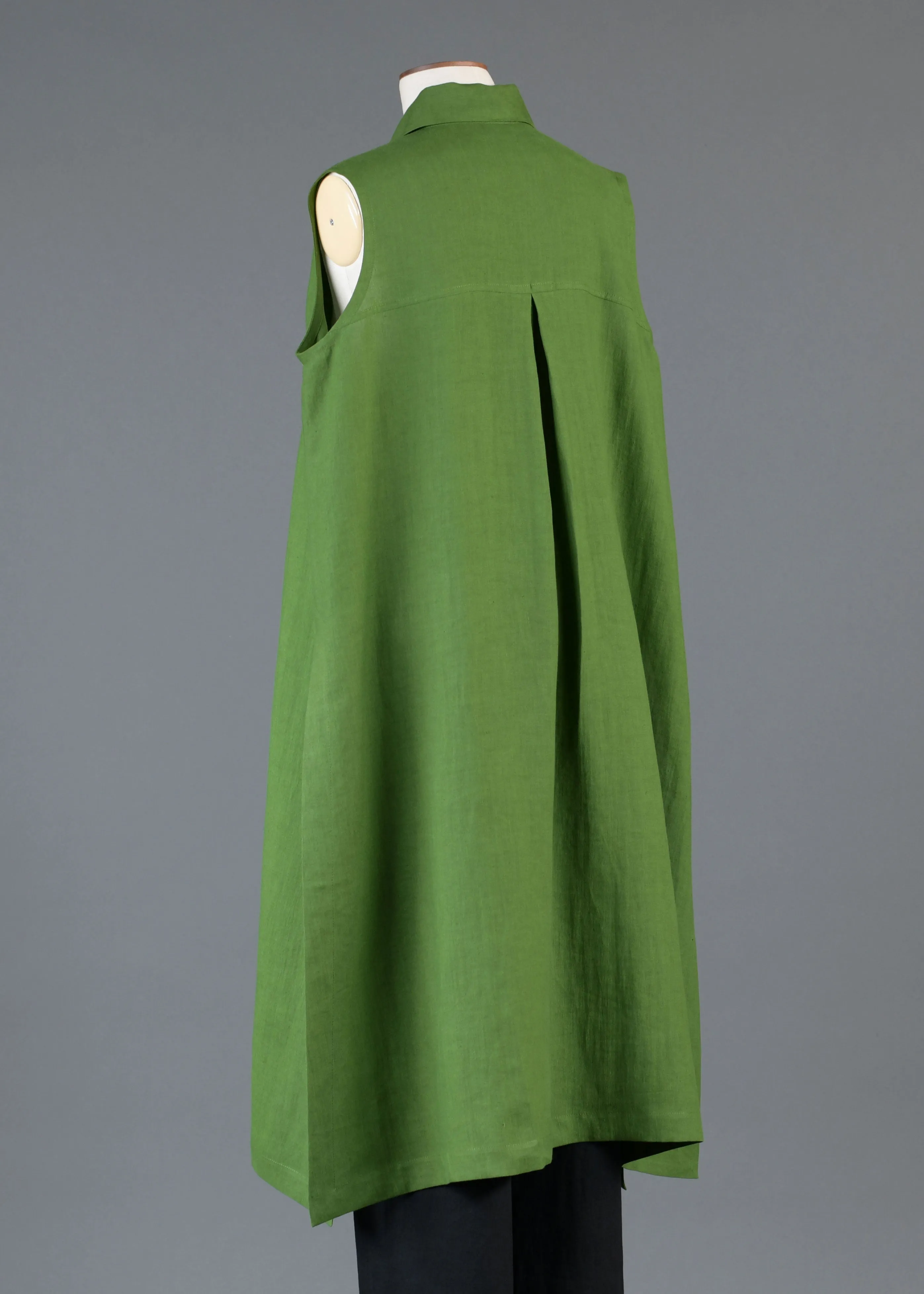 linen slim a-line sleeveless shirt dress with collar and side slit detail sold by eskandar product image thumbnail 4