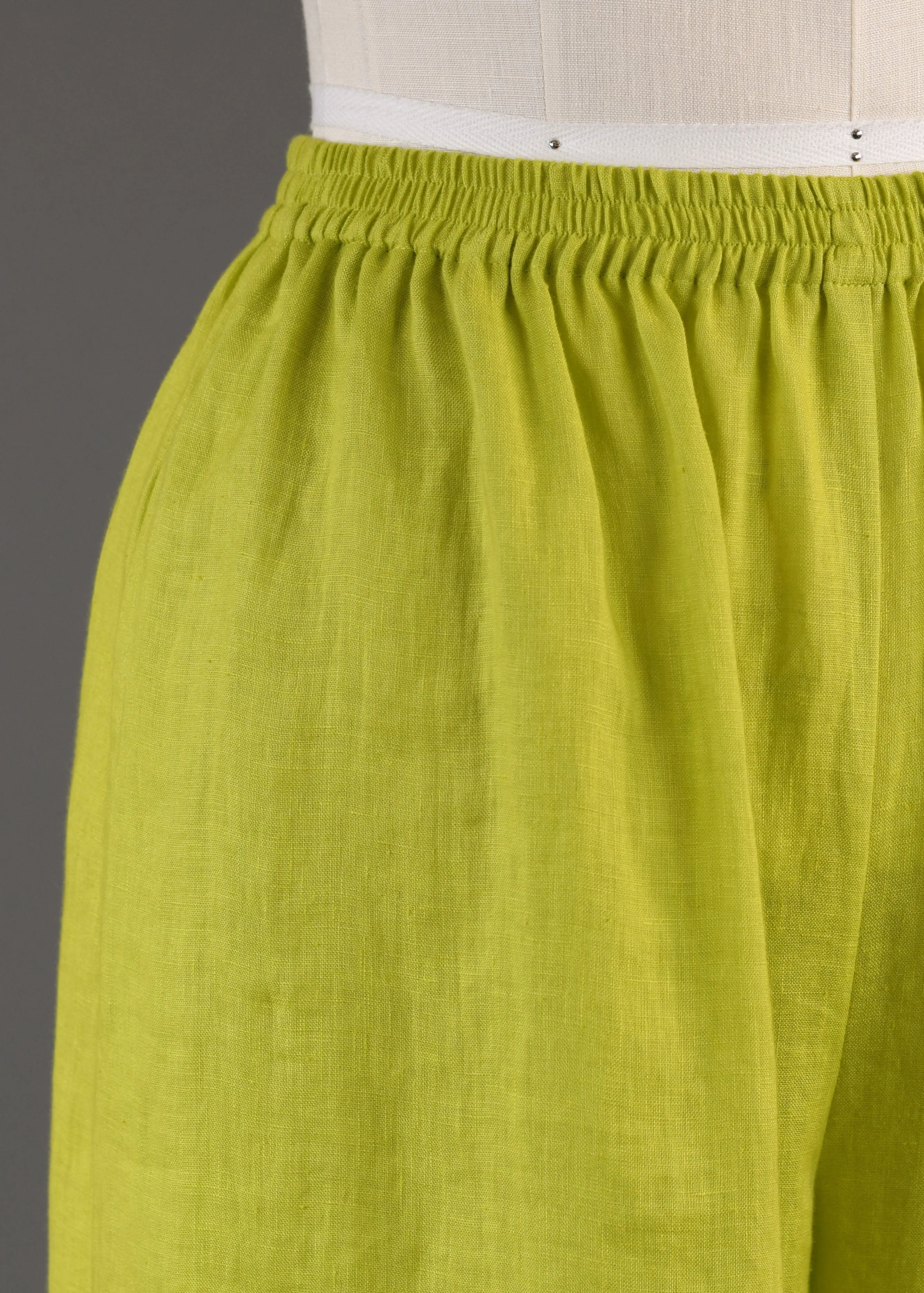 handkerchief linen flared cropped trouser sold by eskandar product image thumbnail 3