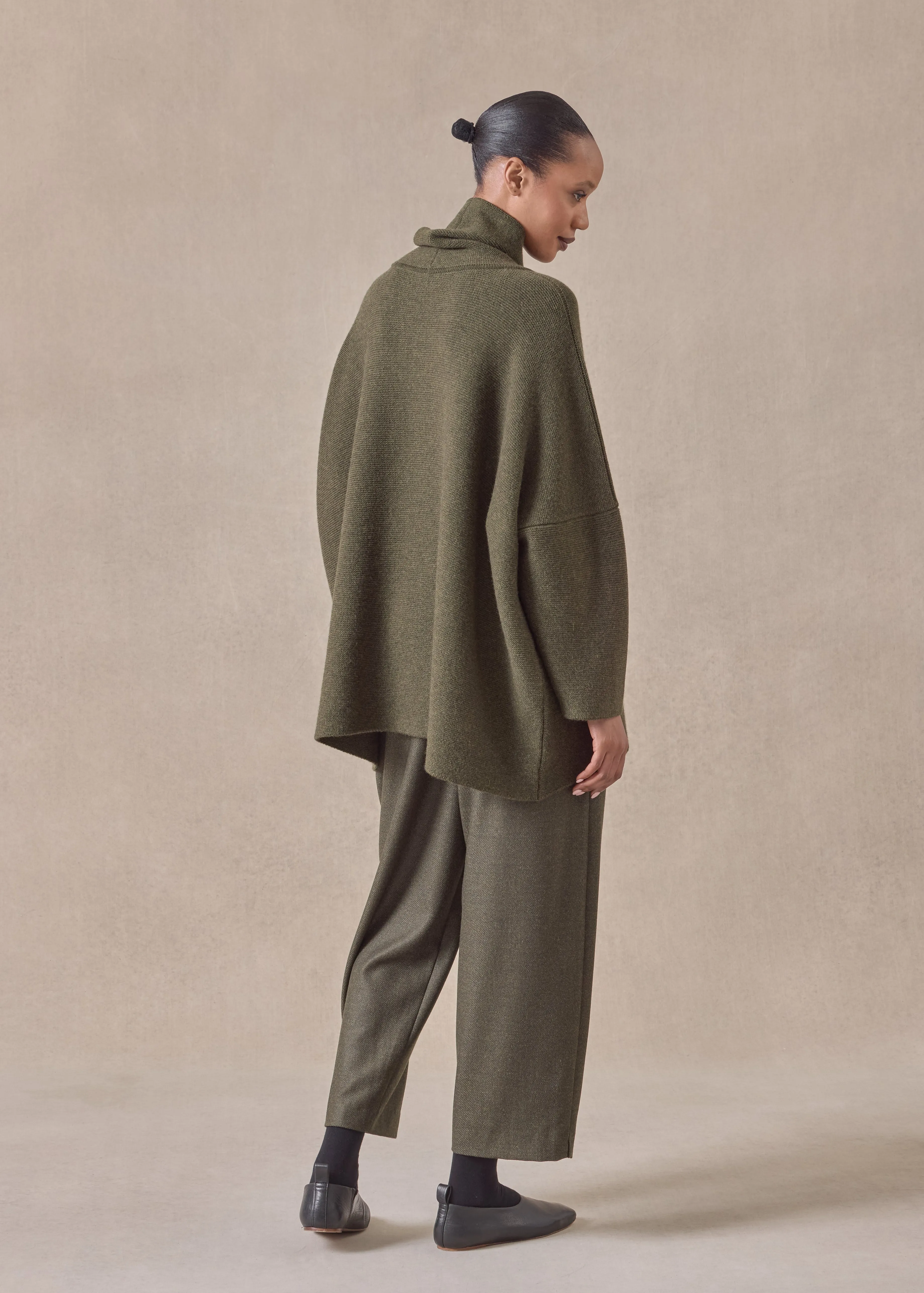 cashmere slim sleeve monks top - long sold by eskandar product image thumbnail 4