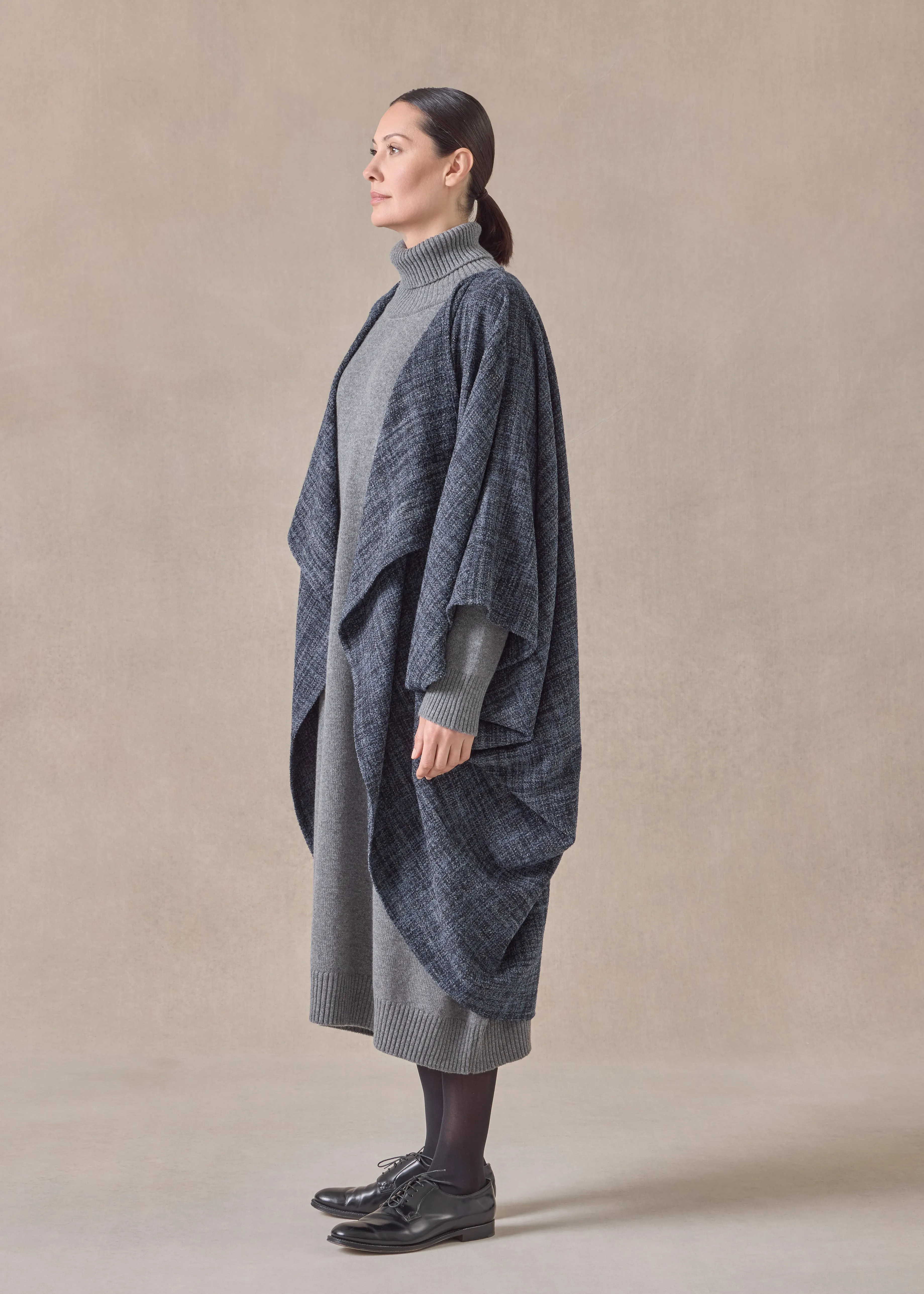 alpaca wool mix cocoon coat (bluegrey) sold by eskandar product image thumbnail 4