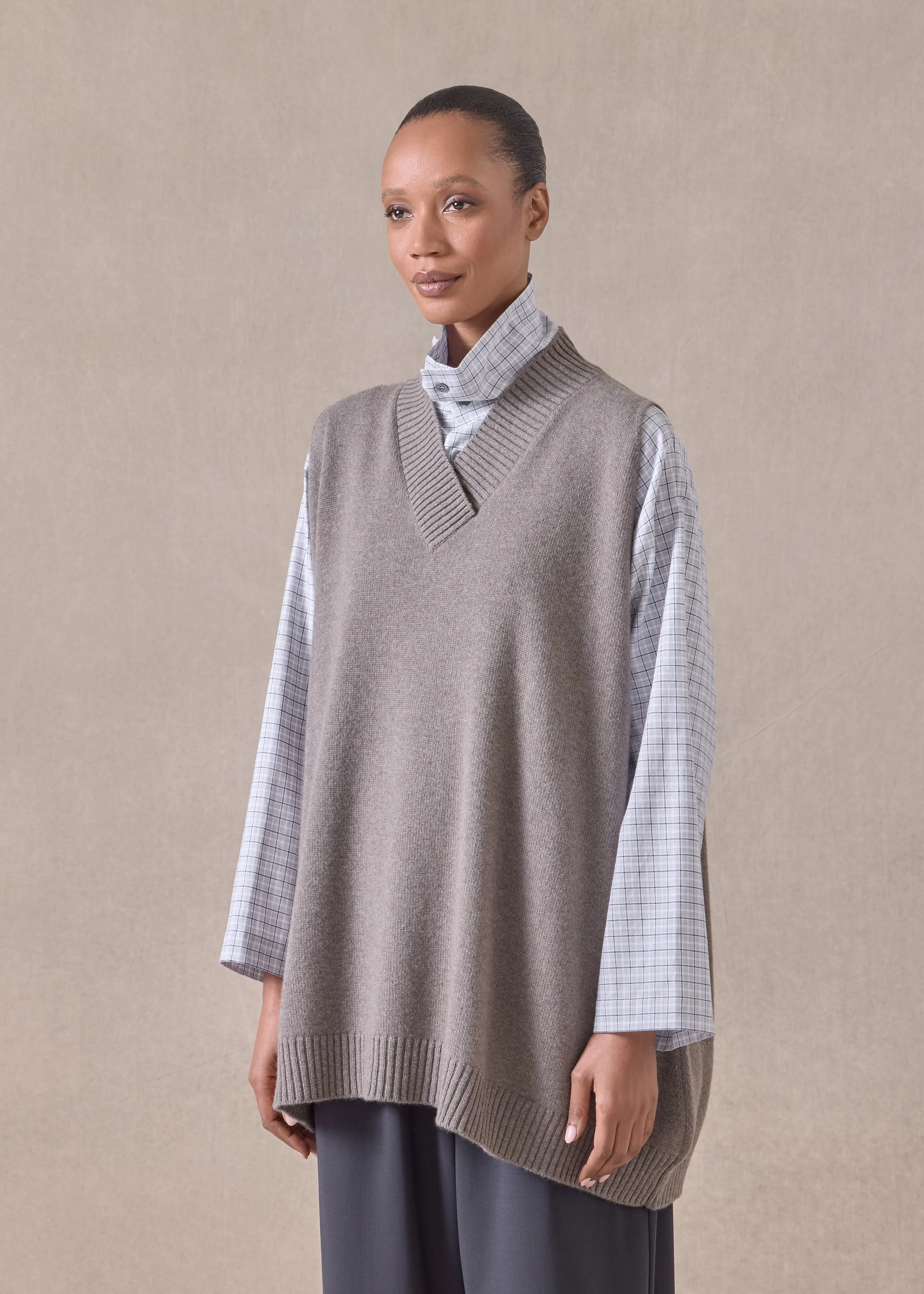 cashmere a-line sleeveless cross over v-neck - long (bison) sold by eskandar product image thumbnail 2