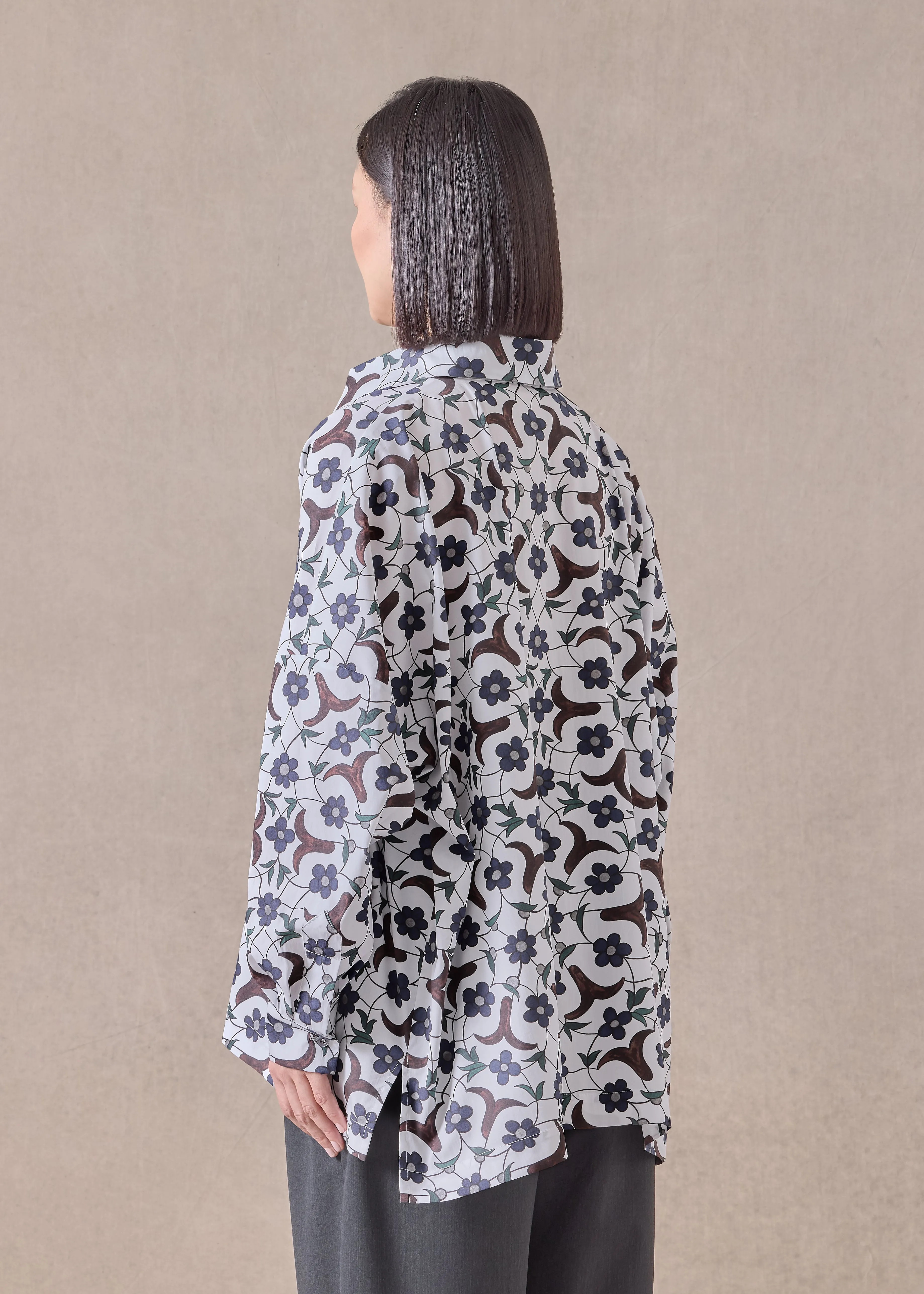 cotton wide longer back shirt with collar - mid plus (bluebrown) sold by eskandar product image thumbnail 4