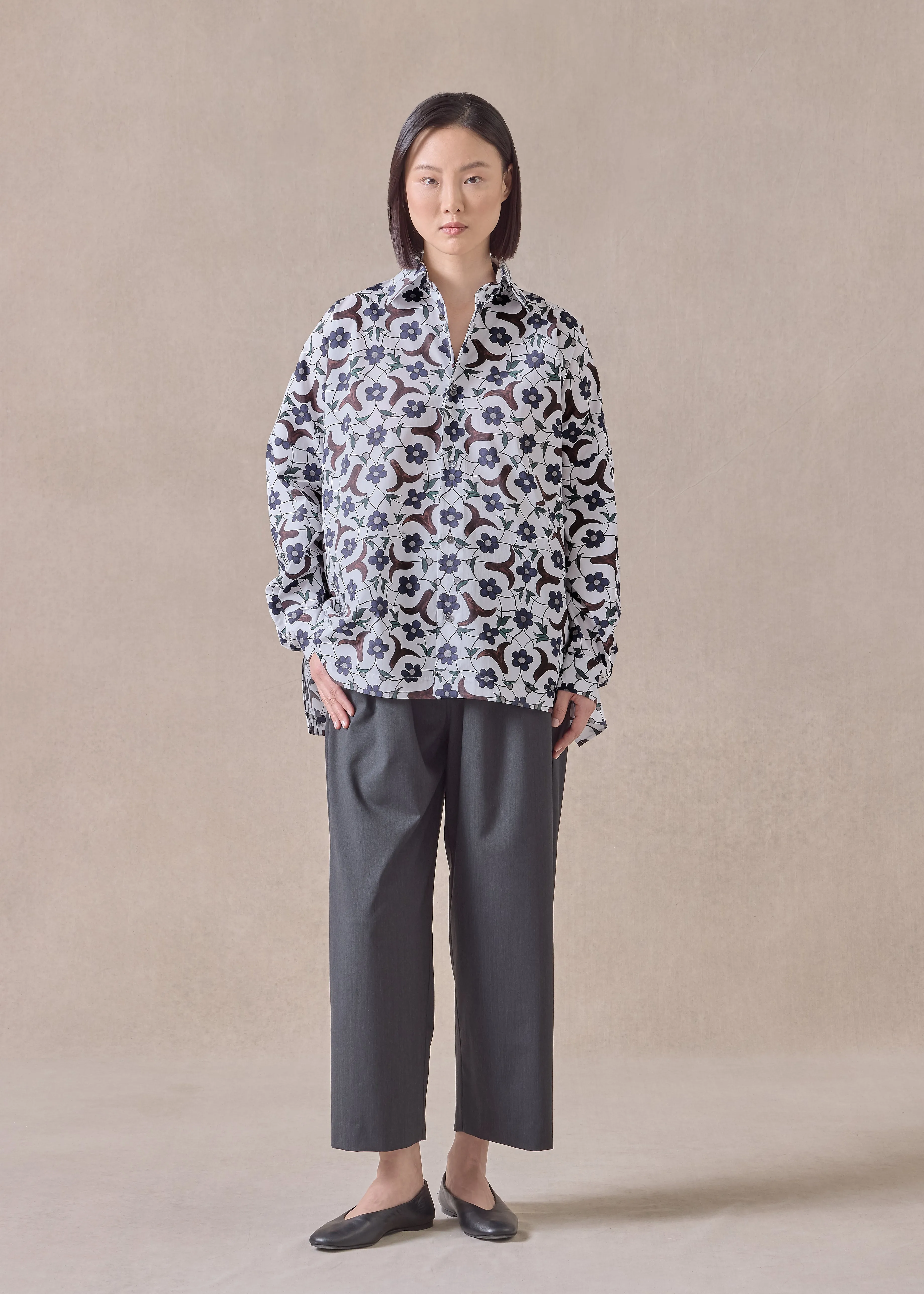 cotton wide longer back shirt with collar - mid plus (bluebrown) sold by eskandar product image thumbnail 2