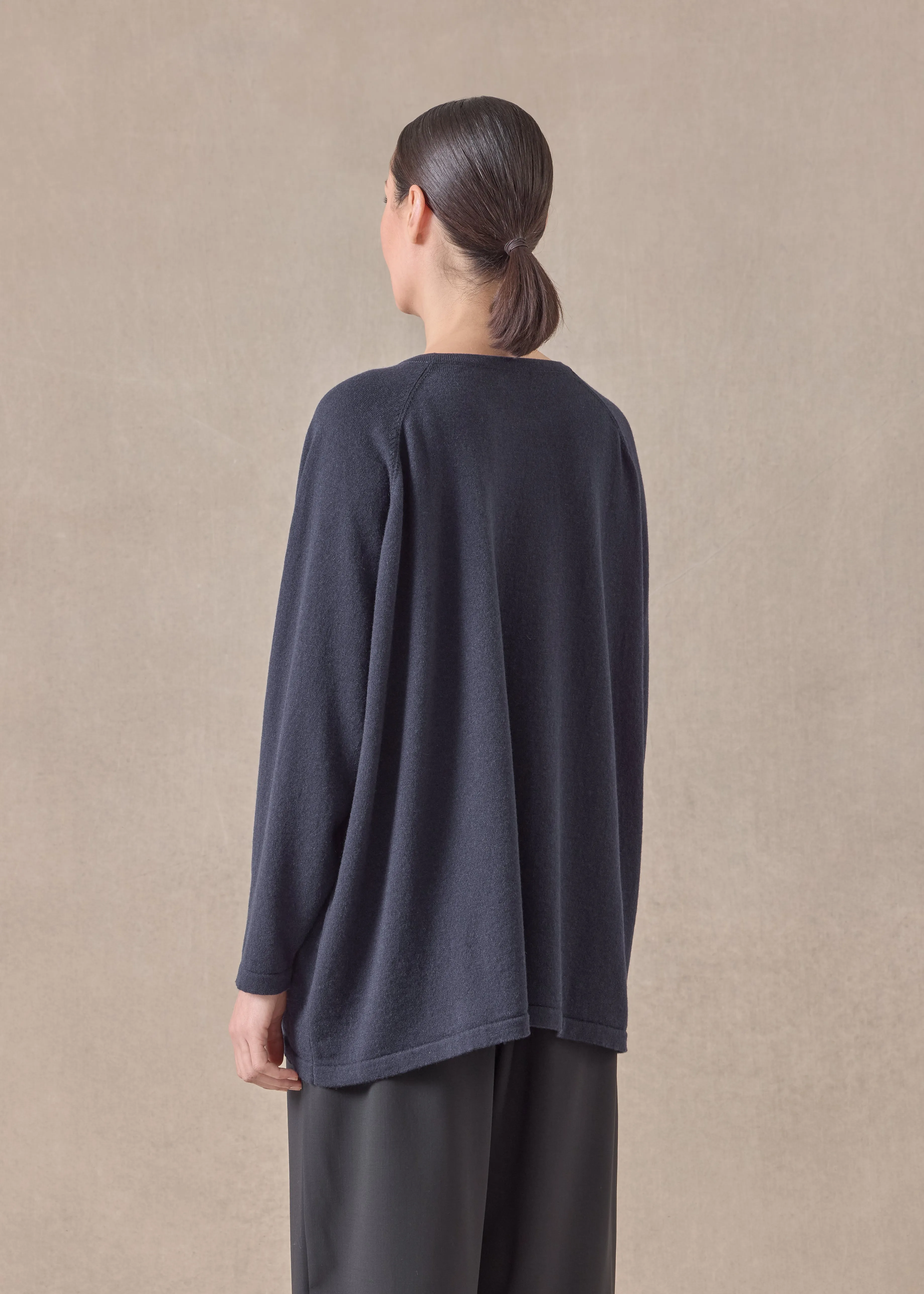 cashmere raglan sleeve round neck sweater - long (navydark) sold by eskandar product image thumbnail 5