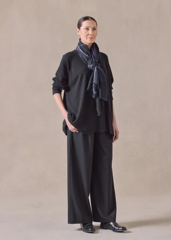 cashmere raglan sleeve round neck sweater - long (black) sold by eskandar