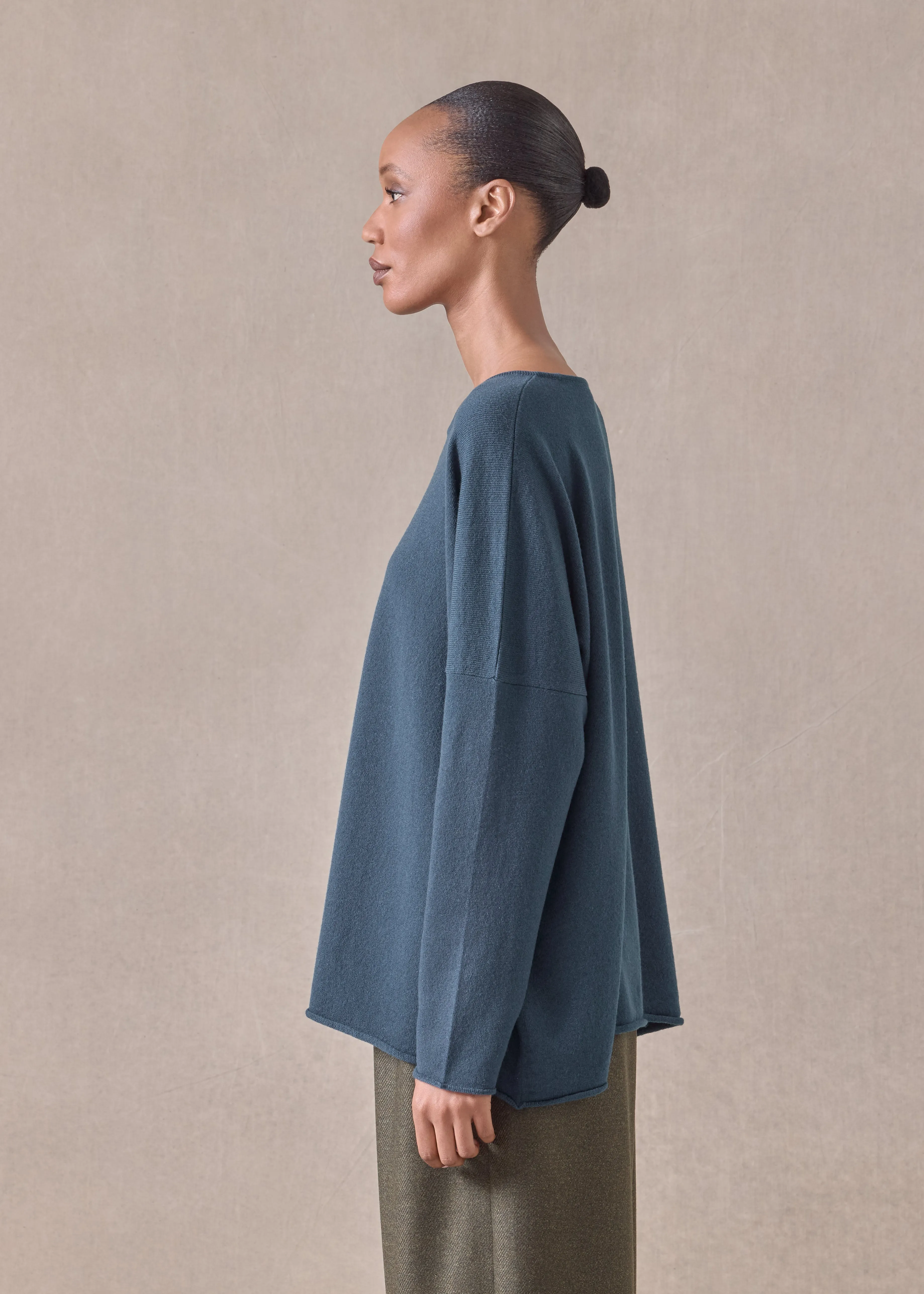 cashmere slim sleeve raw edge bateau neck - mid plus (tealdark) sold by eskandar product image thumbnail 3