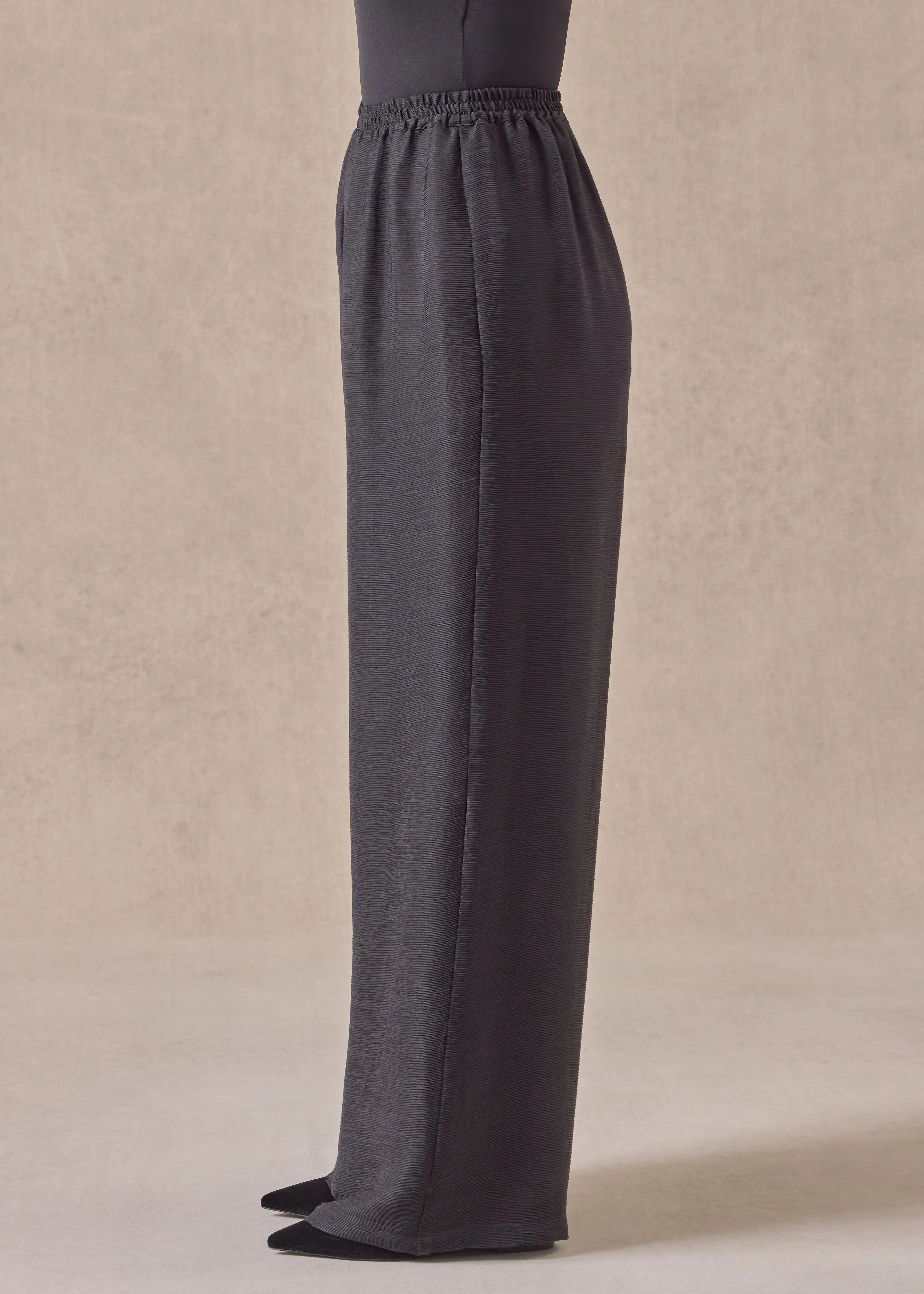 lightweight silk plisse flared trouser (black) sold by eskandar product image thumbnail 3