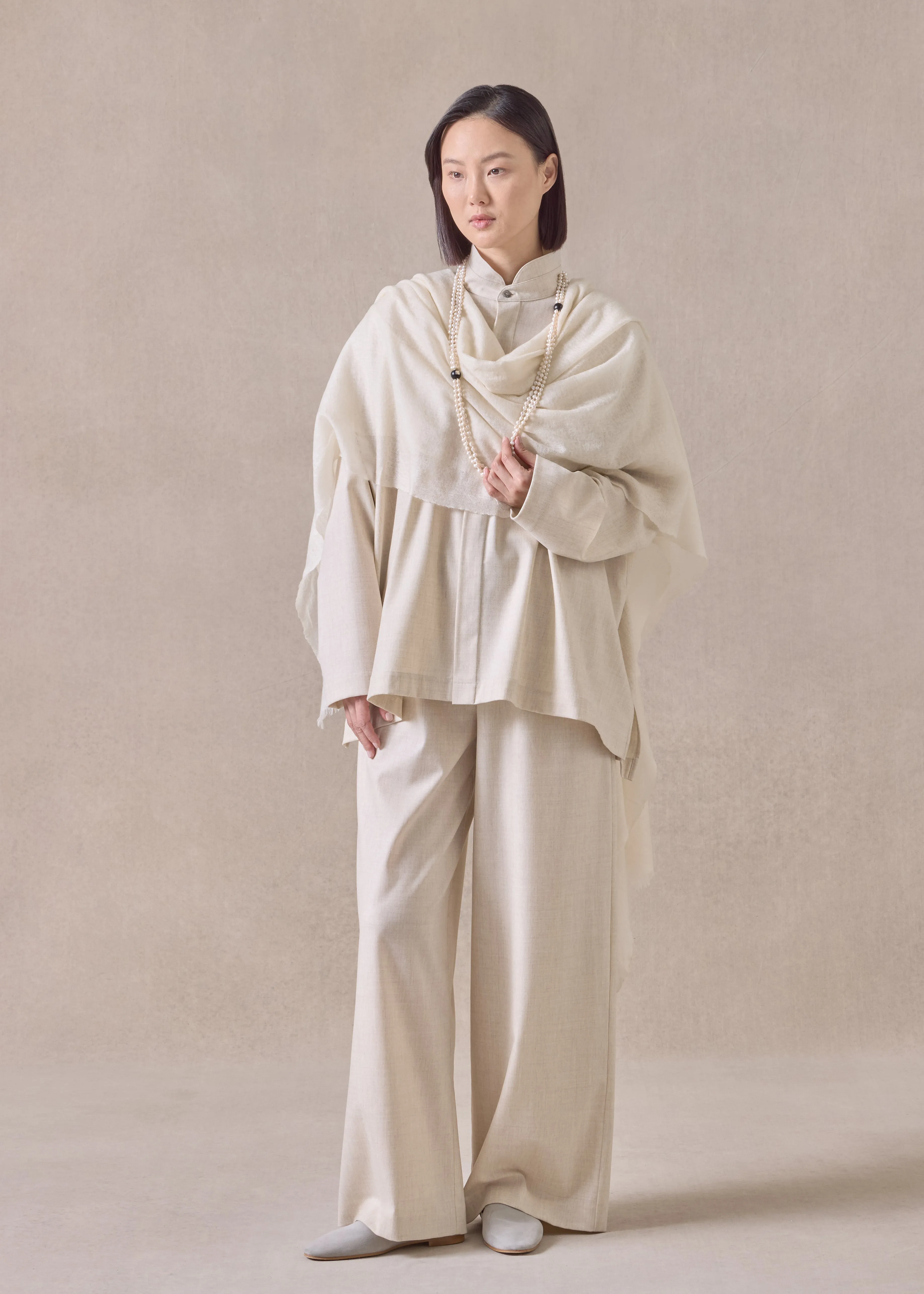 cashmere large scarf (undyed) sold by eskandar product image thumbnail 2