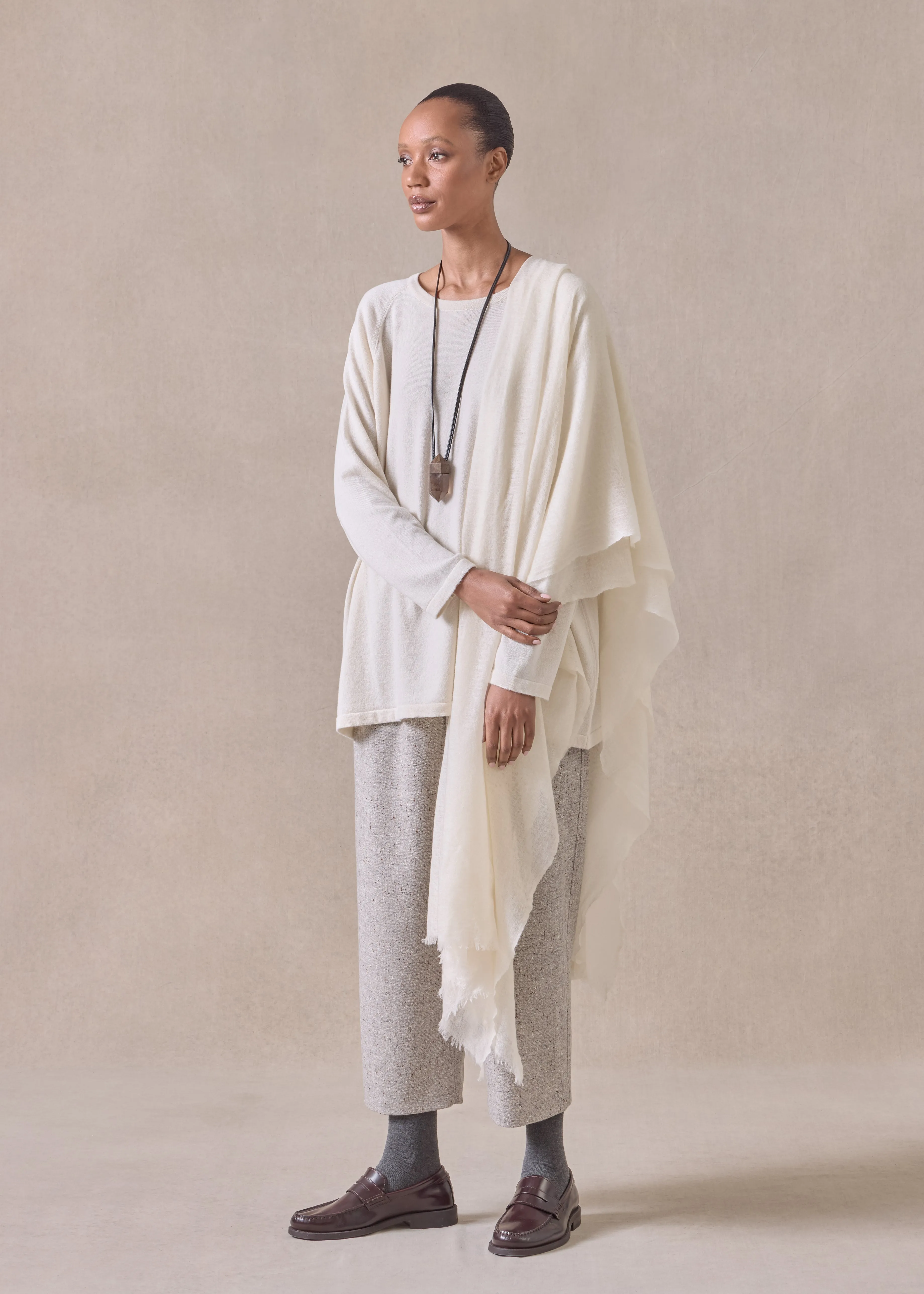 cashmere large scarf (undyed) sold by eskandar