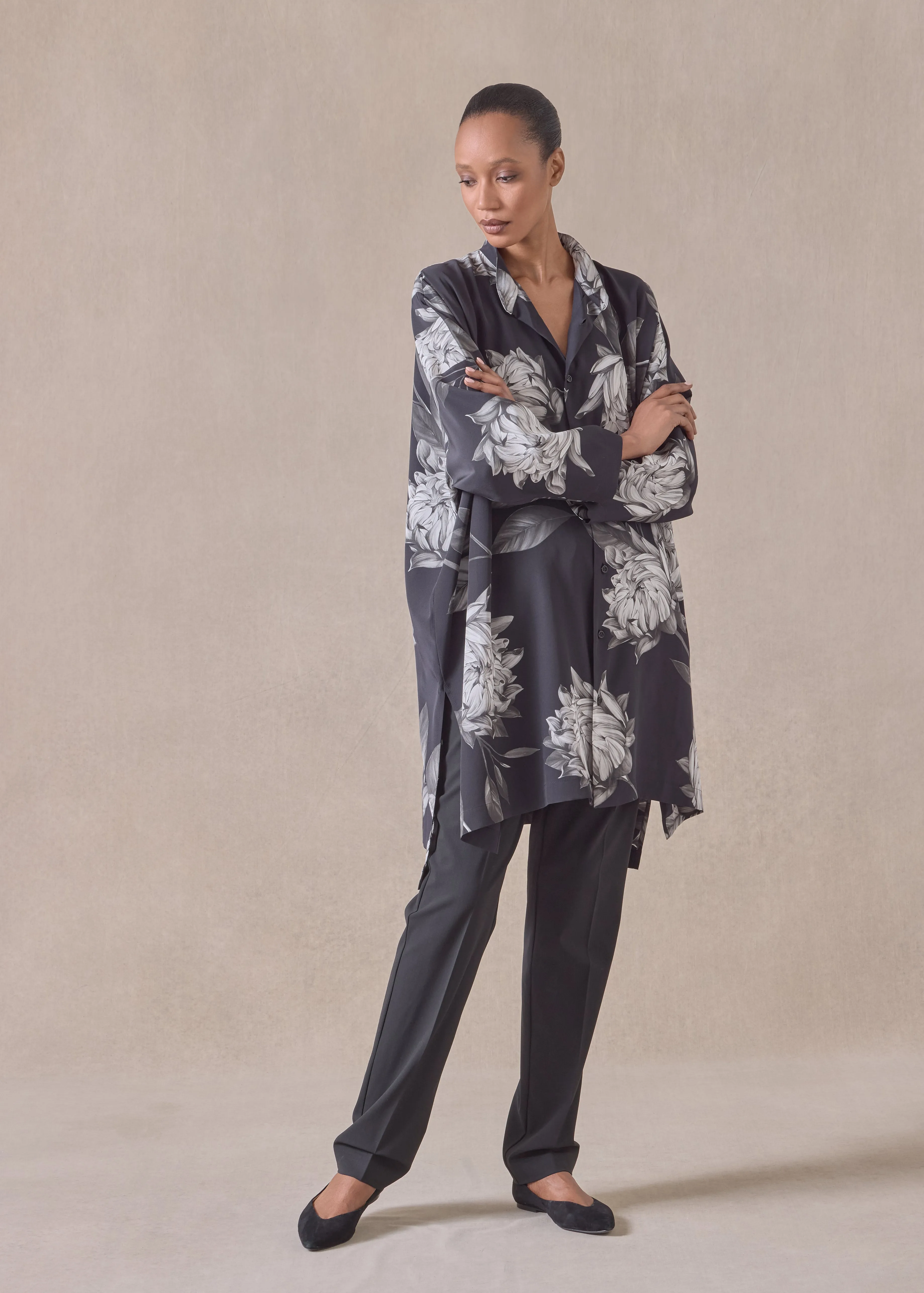 silk wide longer back collarless shirt - very long with slits (monochrome) sold by eskandar