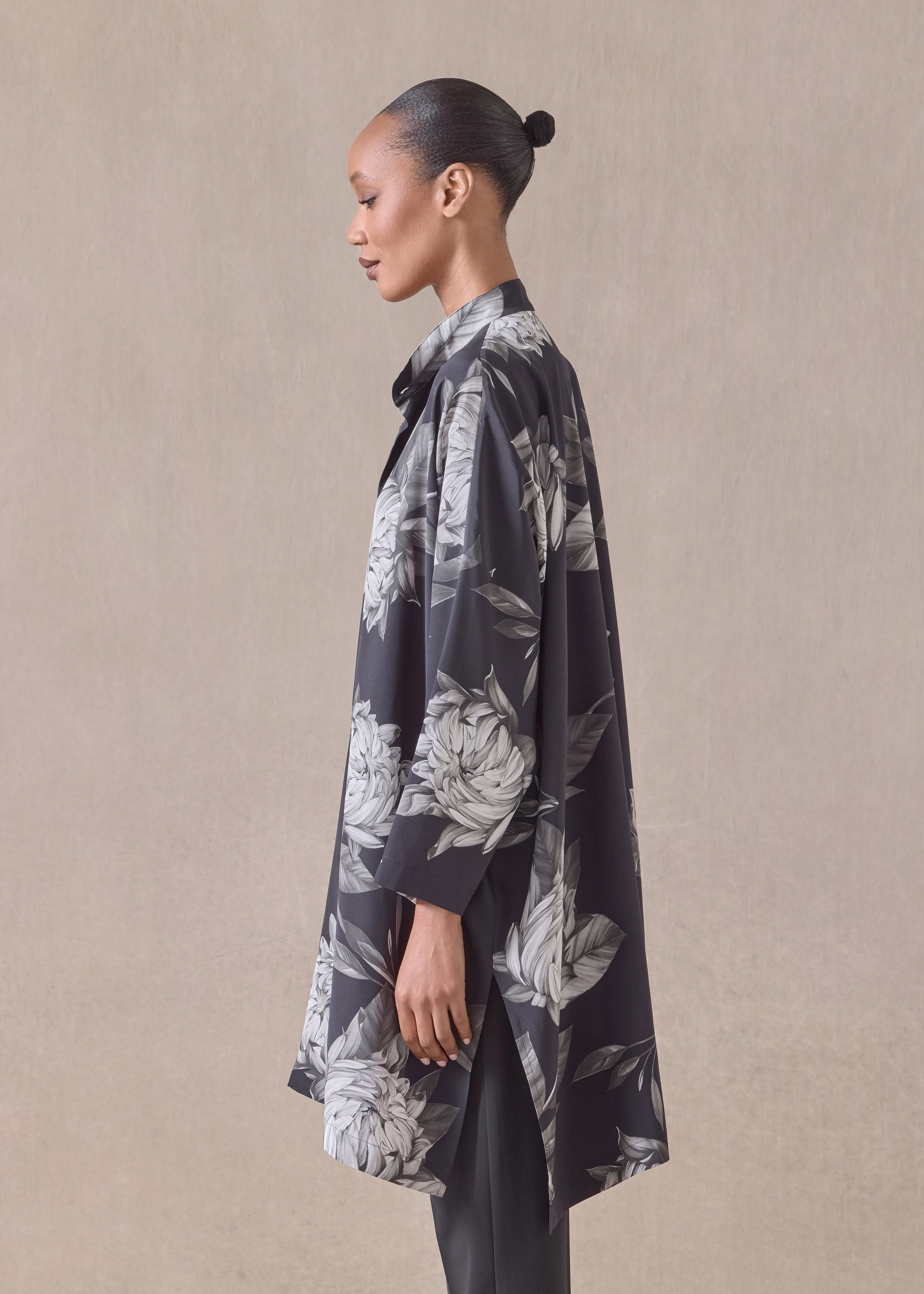 silk wide longer back collarless shirt - very long with slits (monochrome) sold by eskandar product image thumbnail 4