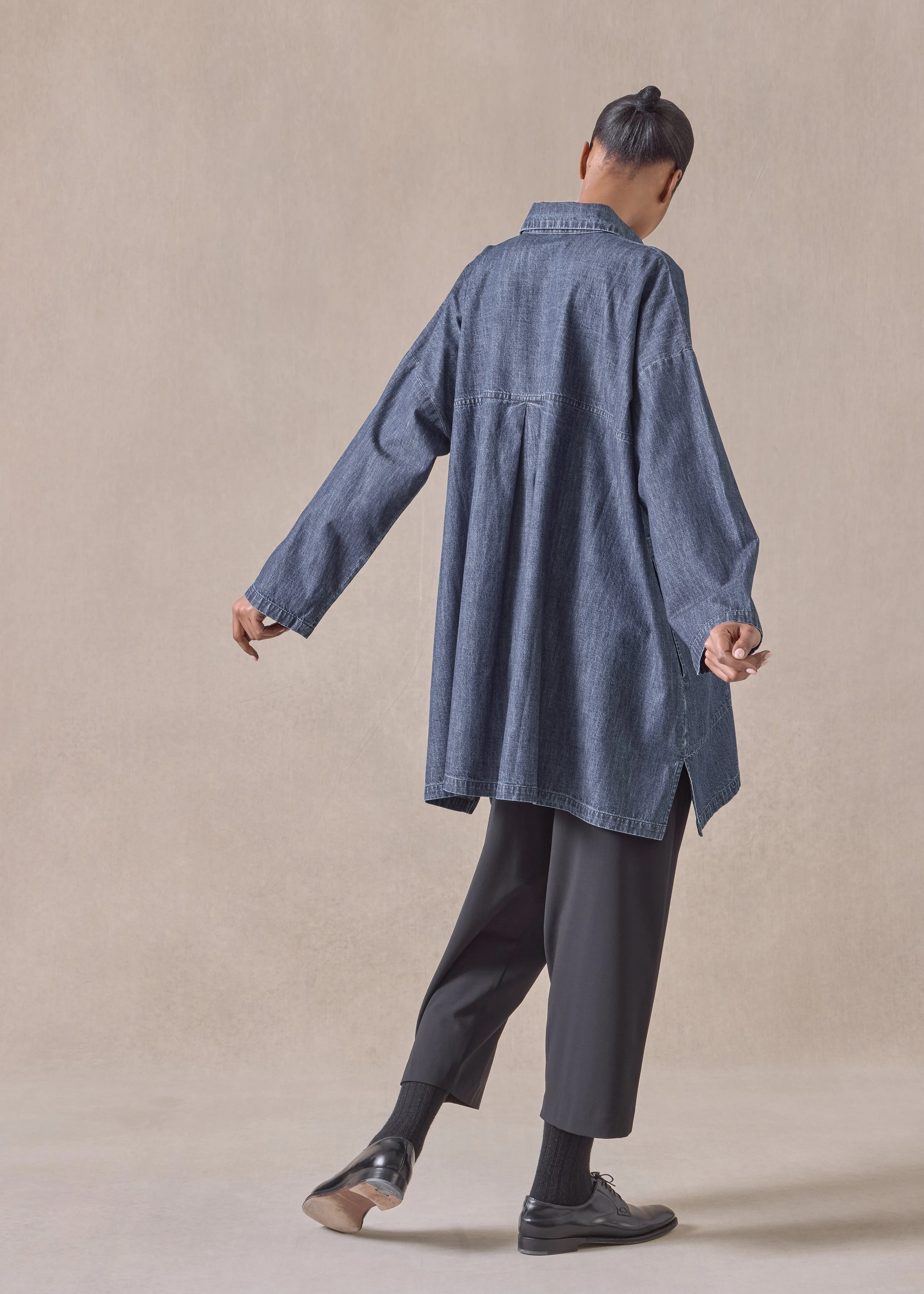 cotton denim wide a-line back pleat shirt with collar - long plus (jeandark) sold by eskandar product image thumbnail 4