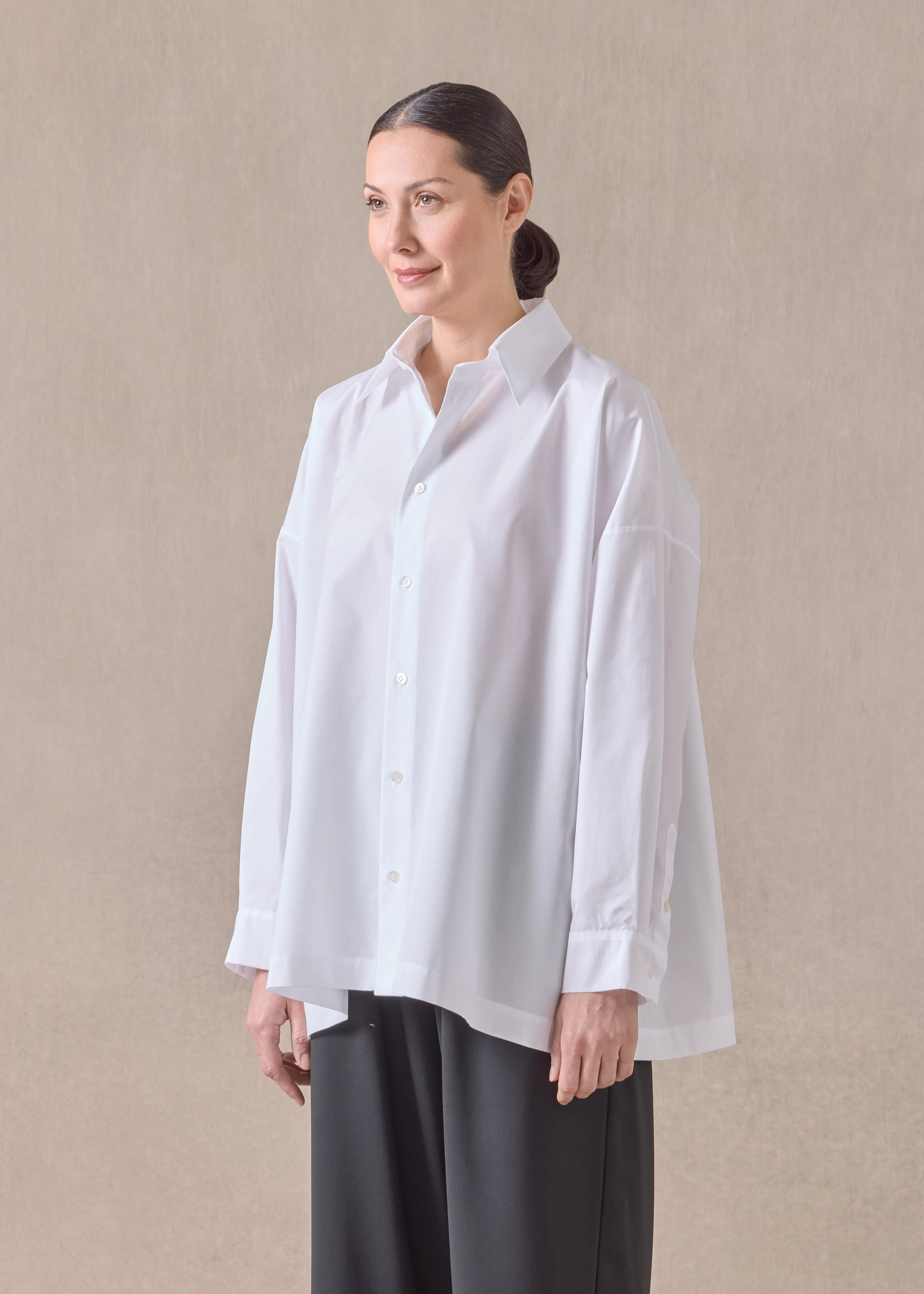 cotton angle to front side seam shirt with collar - long (white) sold by eskandar