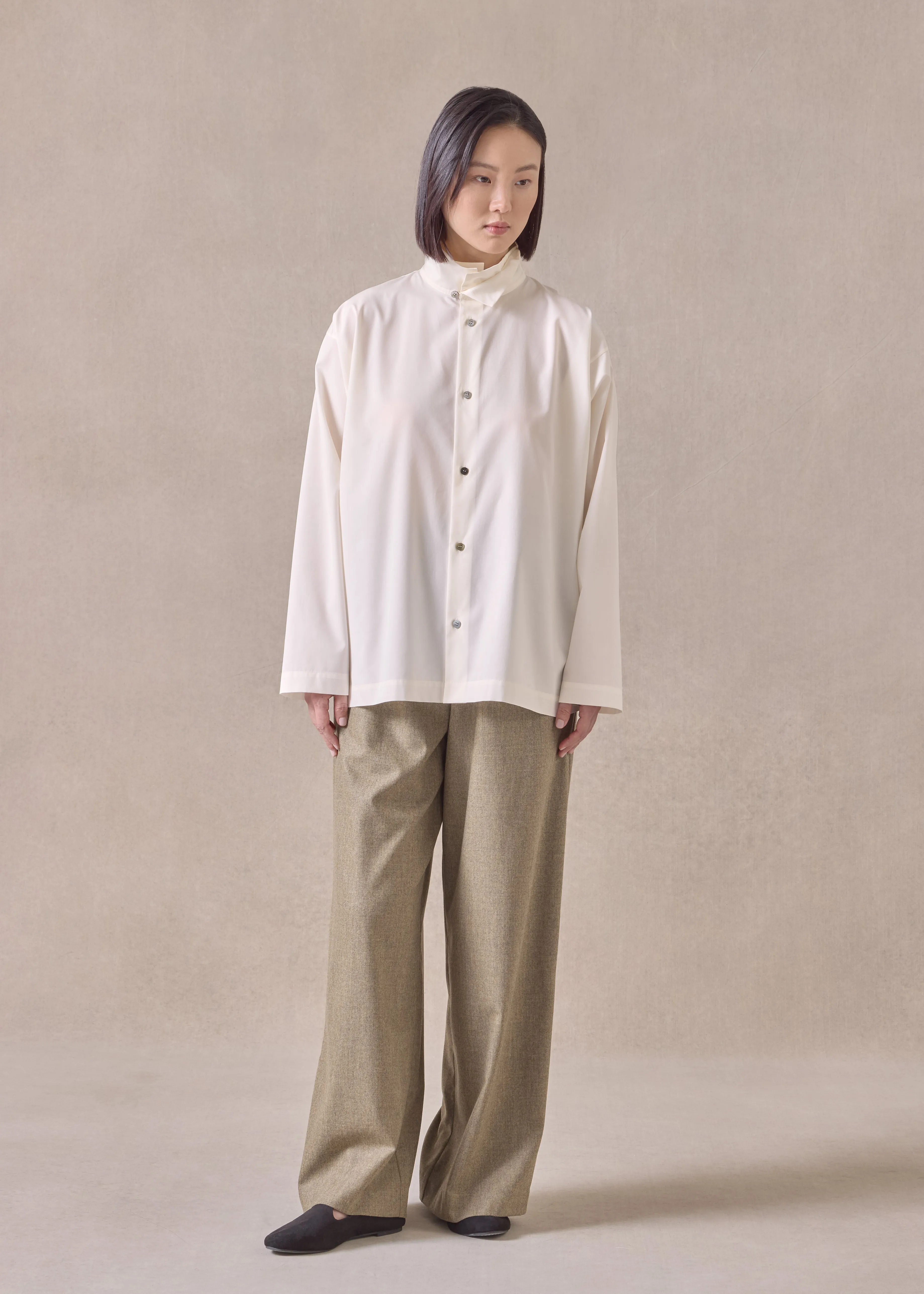 cotton side panelled two collar shirt - mid plus (ivory) sold by eskandar