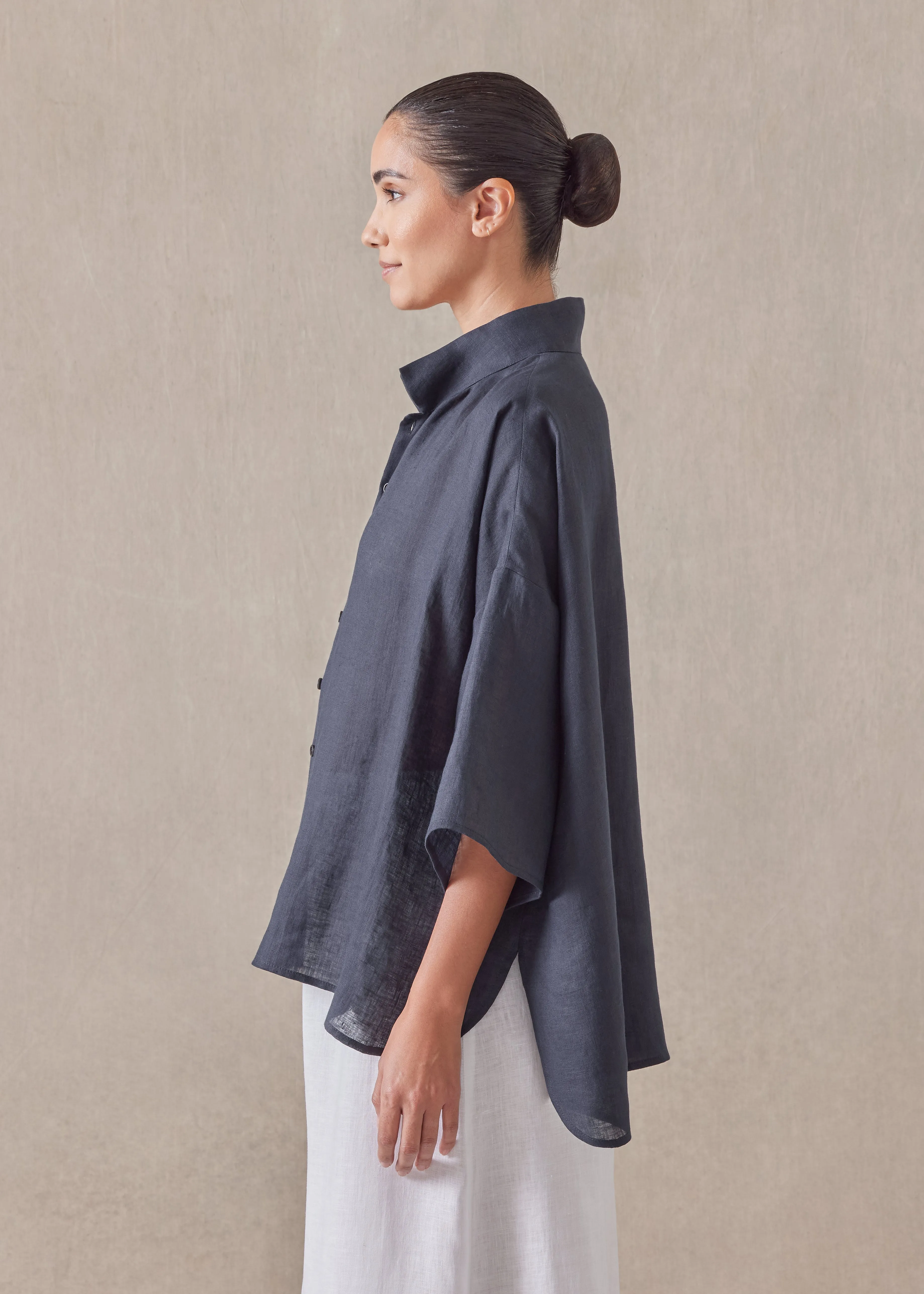 linen sloped shoulder wide a-line pleated collar short sleeve shirt - mid sold by eskandar product image thumbnail 3