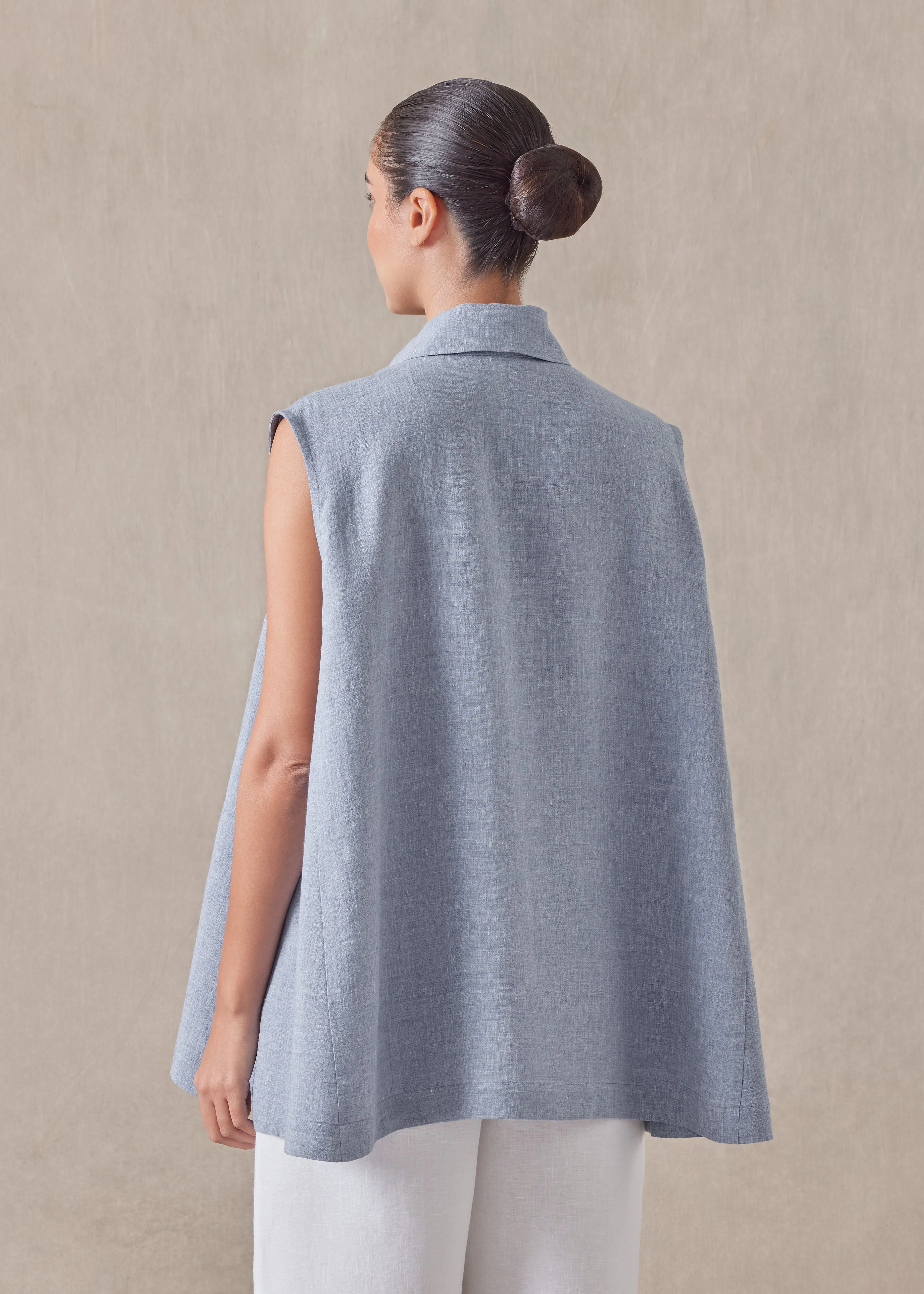 linen sleeveless caucasus shirt with collar - long sold by eskandar product image thumbnail 4