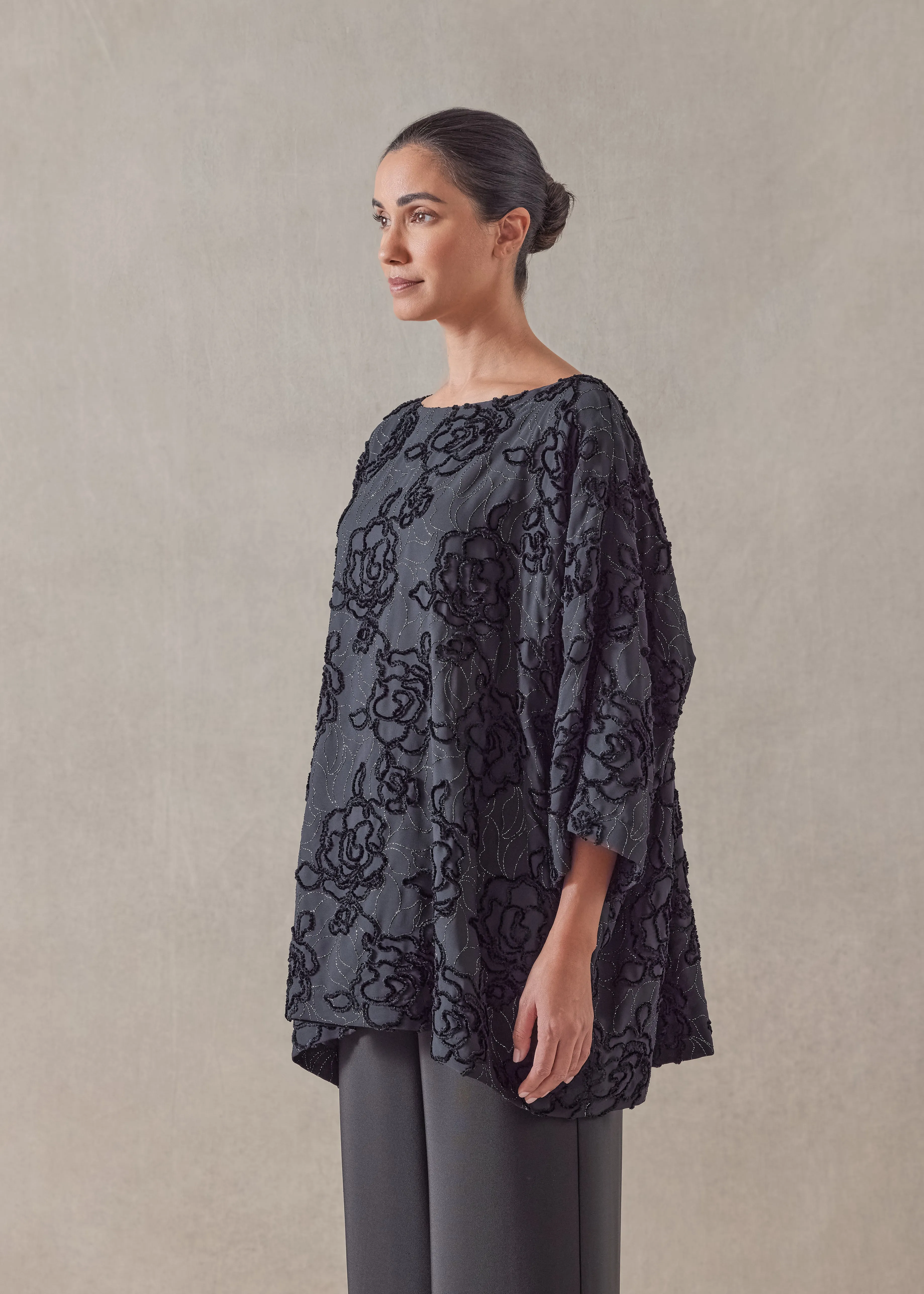 silk mix 3/4 sleeve bateau neck tunic - long (blacksilver) sold by eskandar product image thumbnail 2