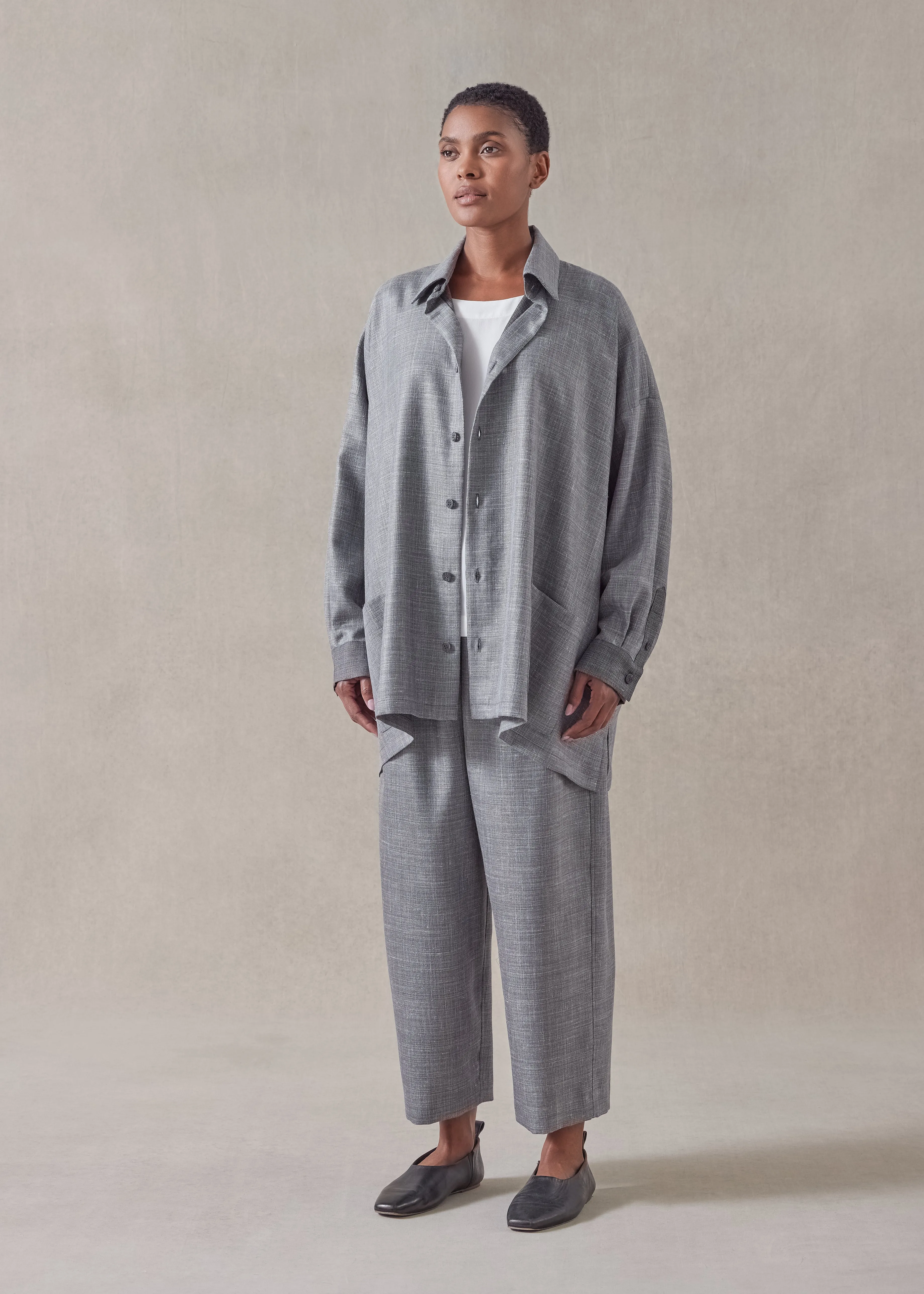 silk linen wool mix wide a-line shirt jacket with collar - long sold by eskandar product image thumbnail 2