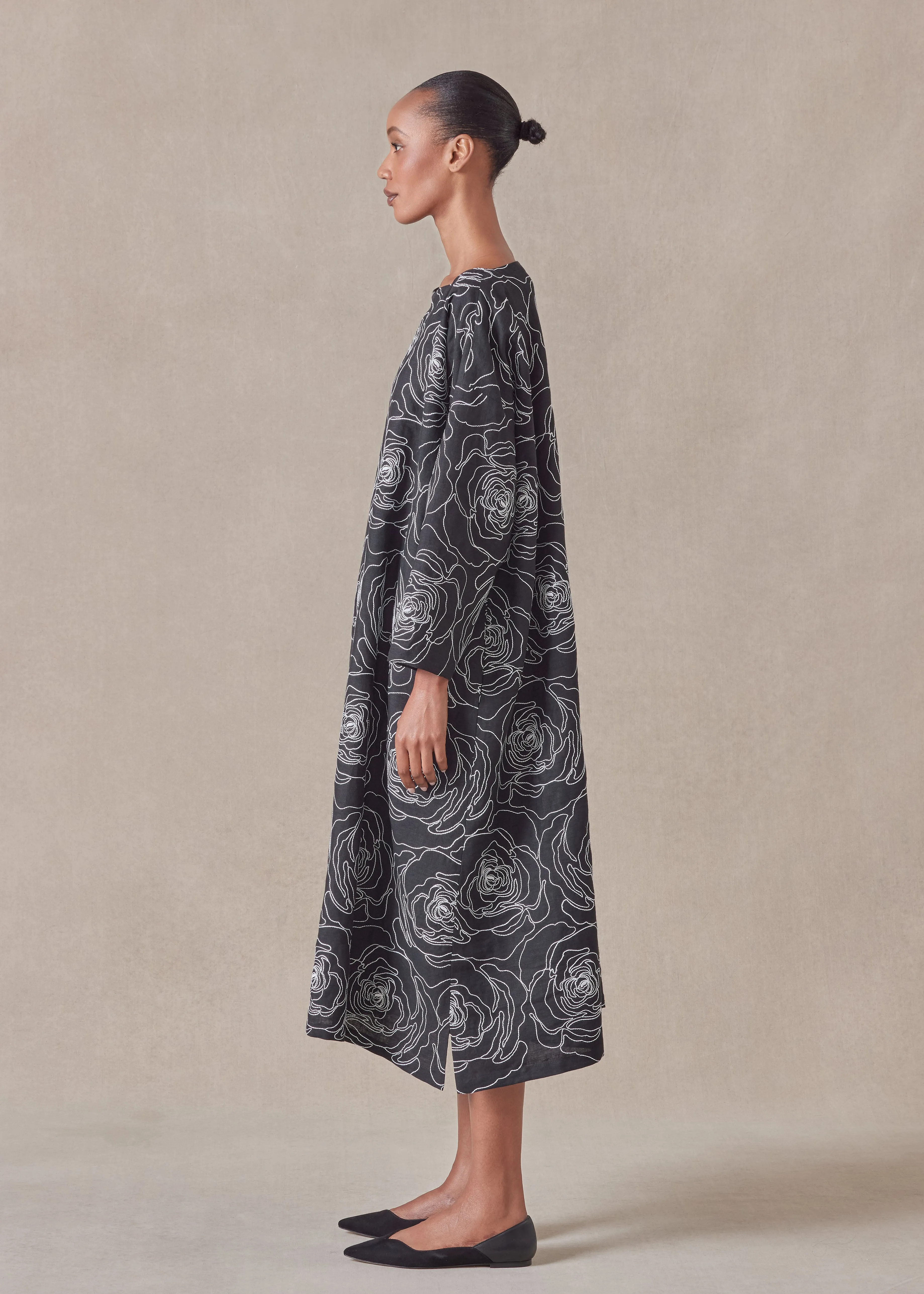 embroidered linen wide a-line scoop neck dress sold by eskandar product image thumbnail 3