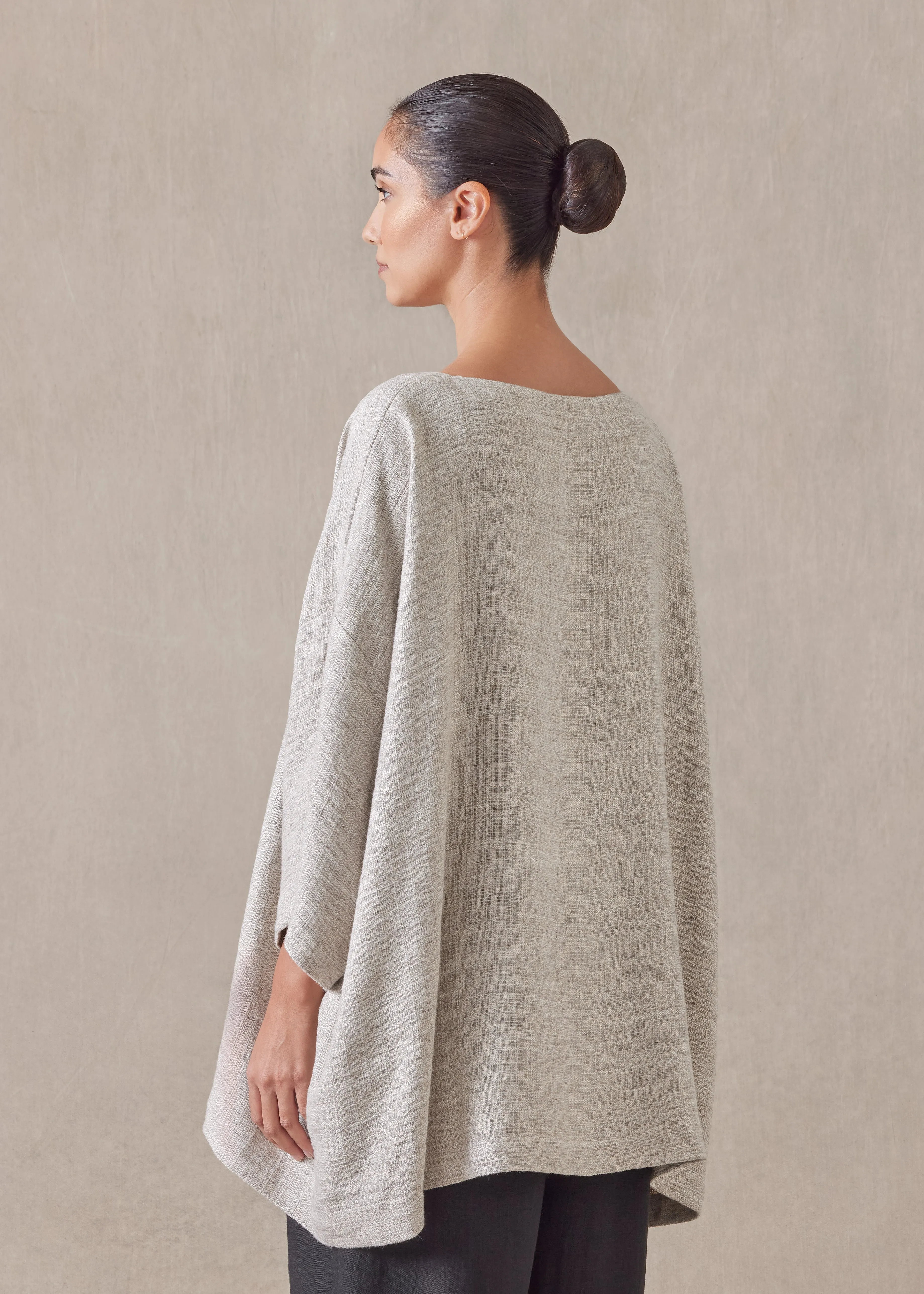 linen mix 3/4 sleeve scoop neck - long sold by eskandar product image thumbnail 4