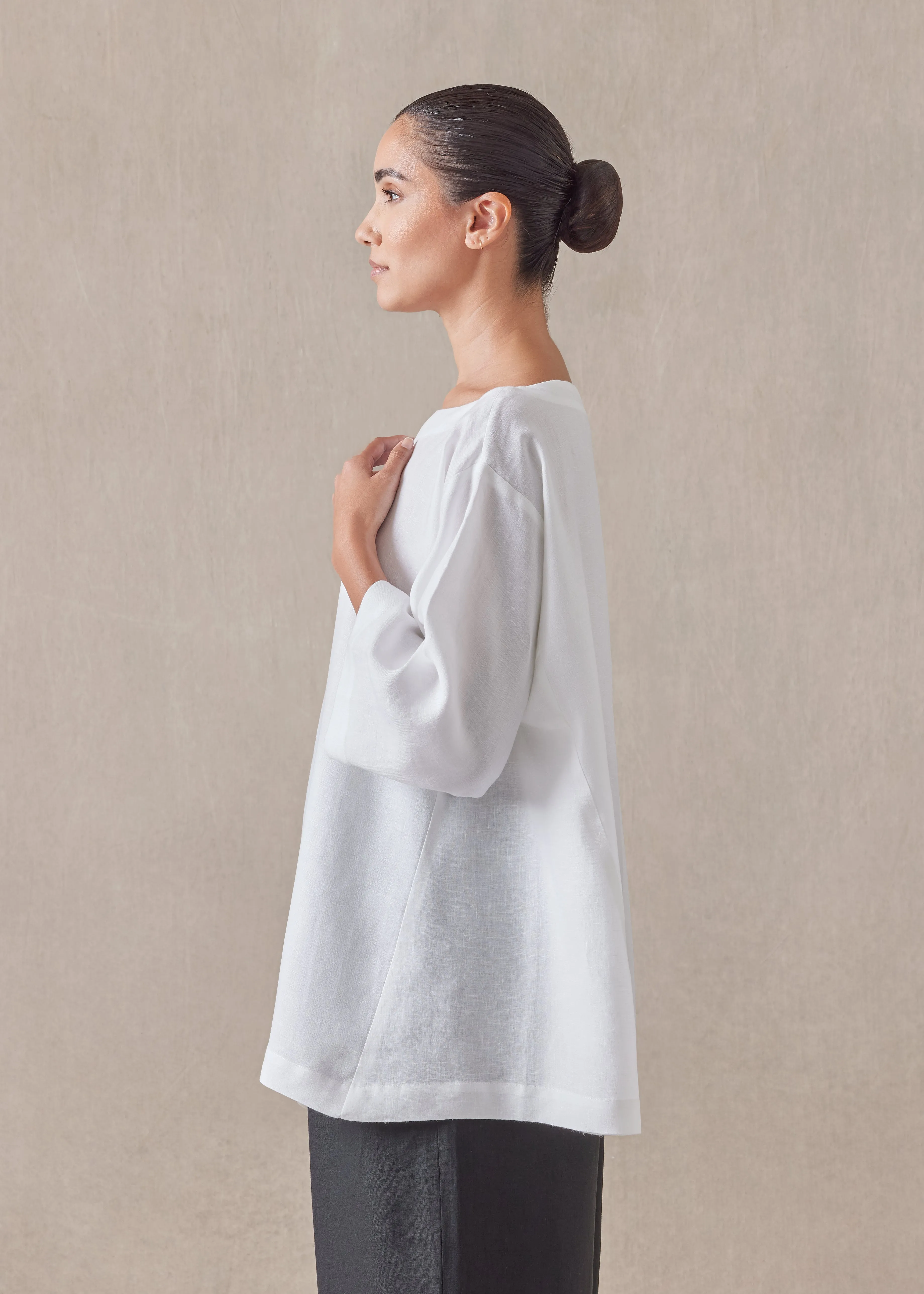 linen side panelled 3/4 sleeve scoop neck tunic - mid plus sold by eskandar product image thumbnail 3