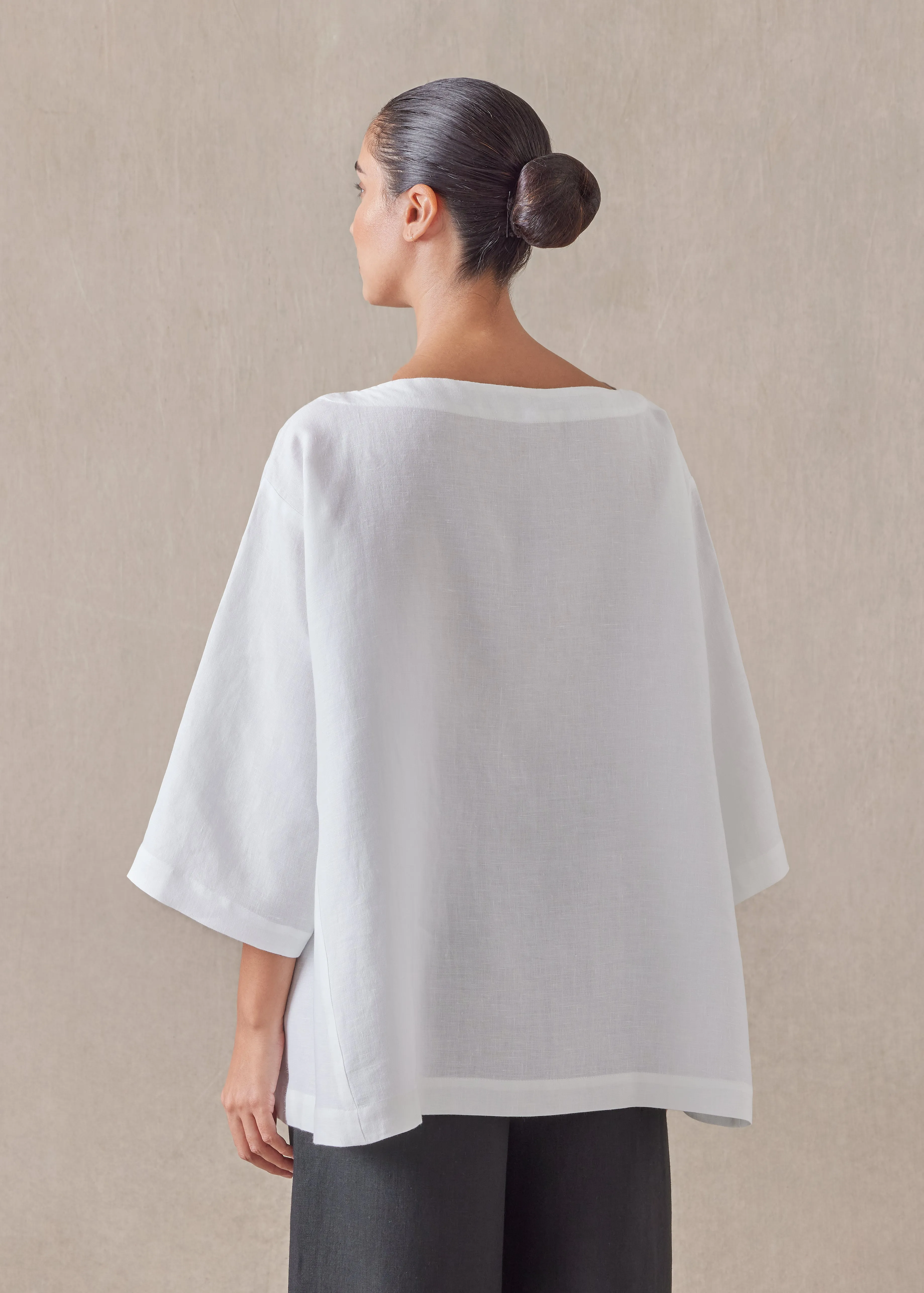 linen side panelled 3/4 sleeve scoop neck tunic - mid plus sold by eskandar product image thumbnail 4