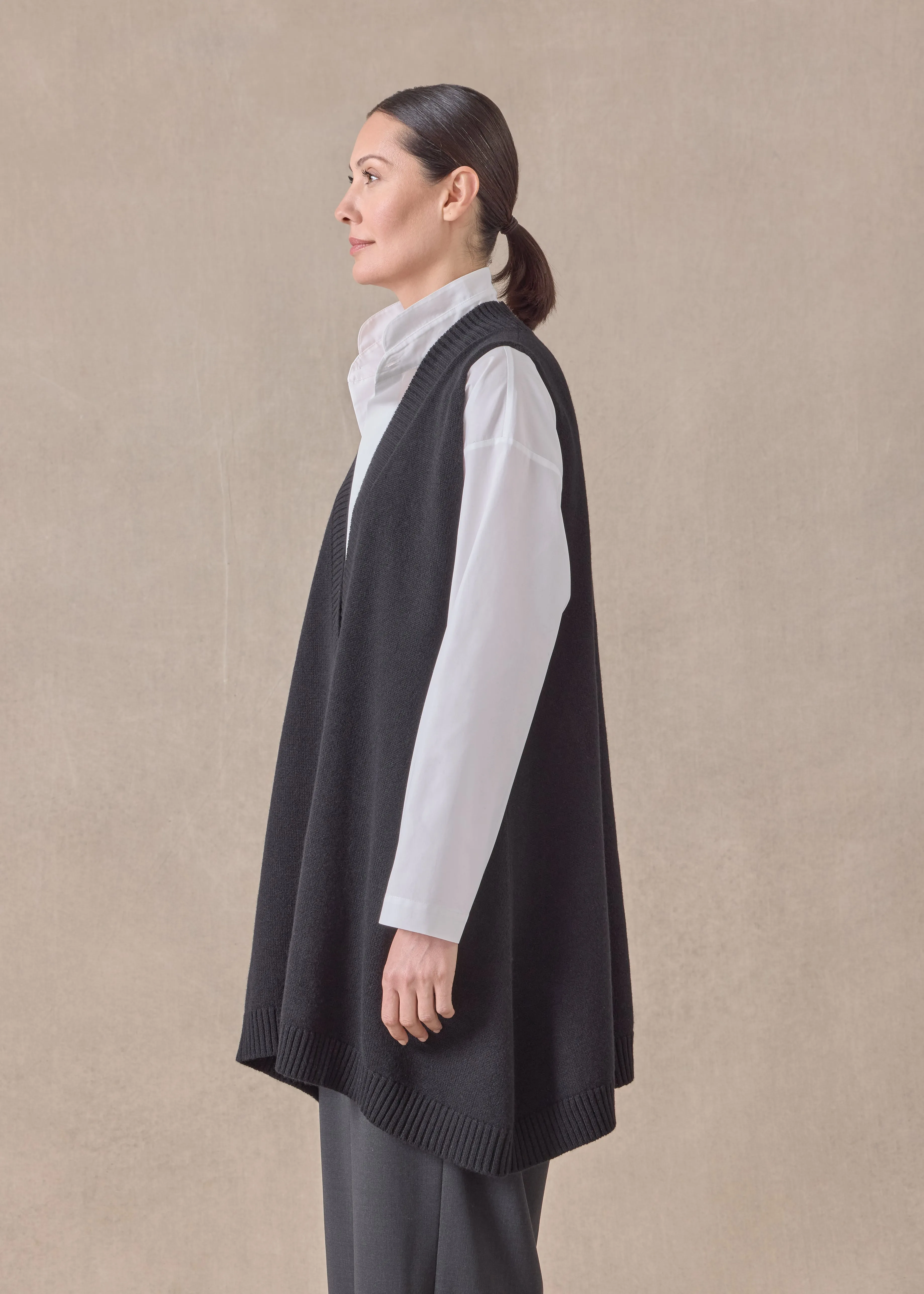 cashmere a-line sleeveless deep v-neck sweater - long plus (black) sold by eskandar product image thumbnail 3