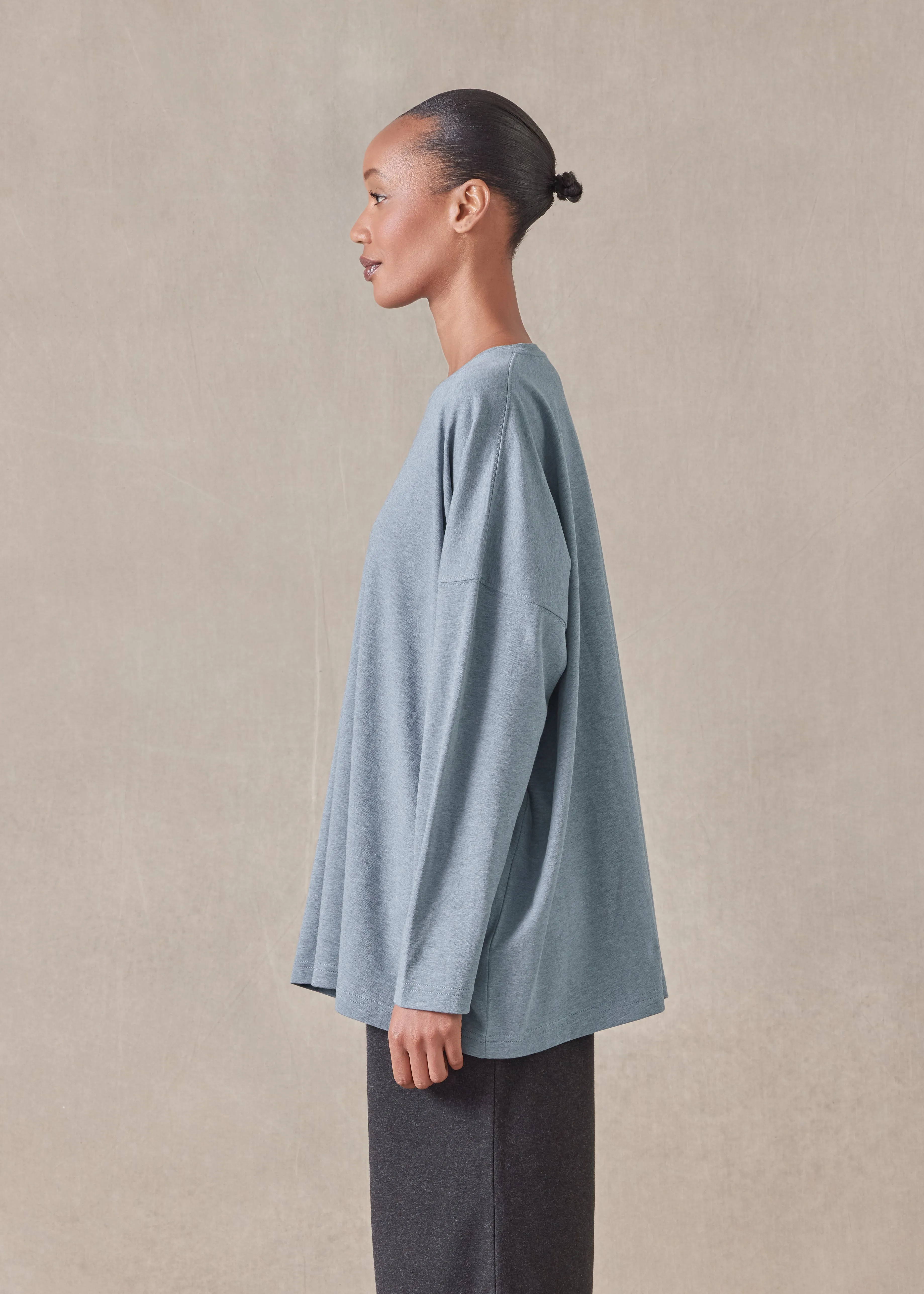 cotton jersey long sleeve round neck t-shirt - mid plus (stormblue) sold by eskandar product image thumbnail 3