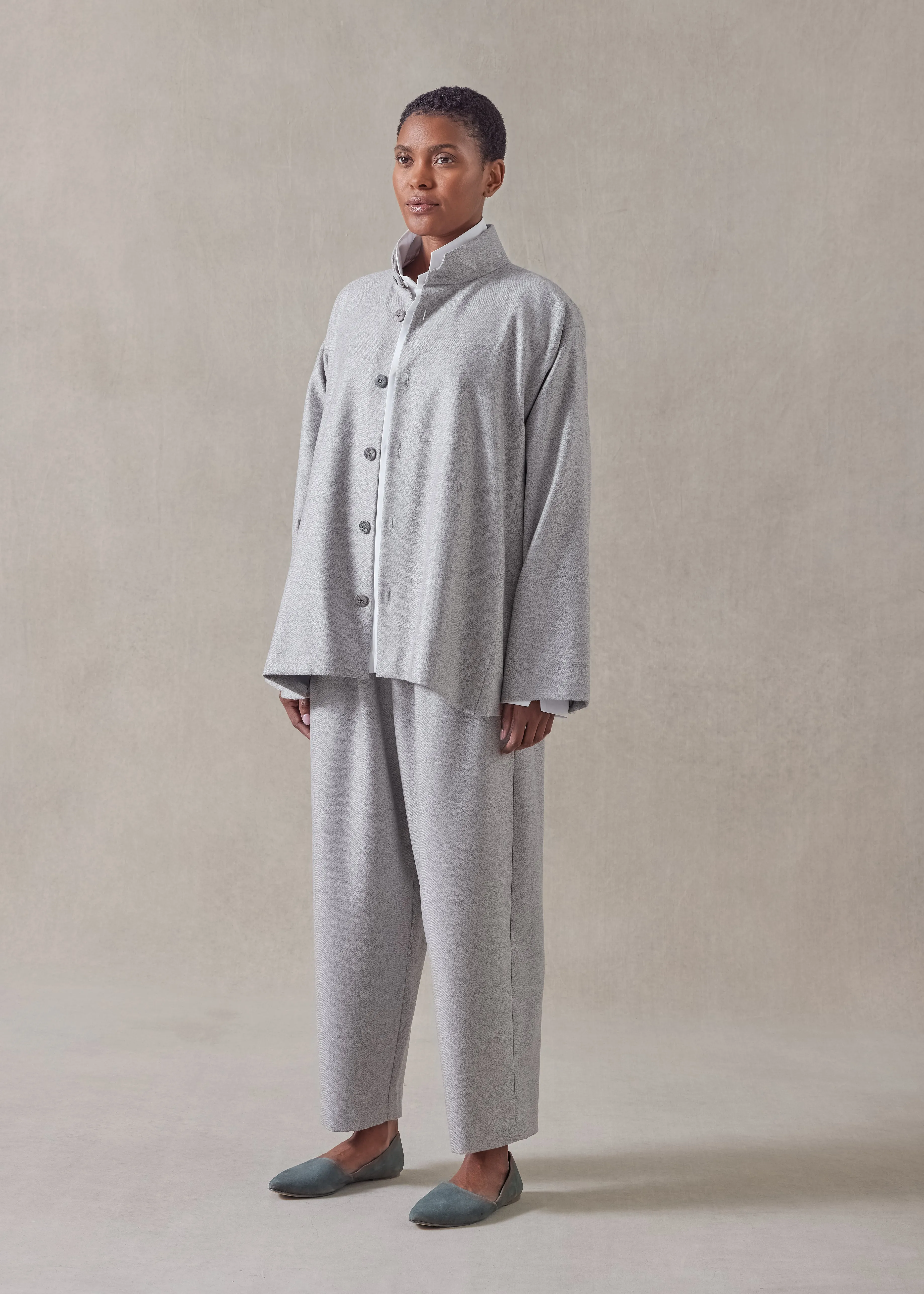 wool silk caucasus jacket with notch collar - mid plus (greypale) sold by eskandar product image thumbnail 5