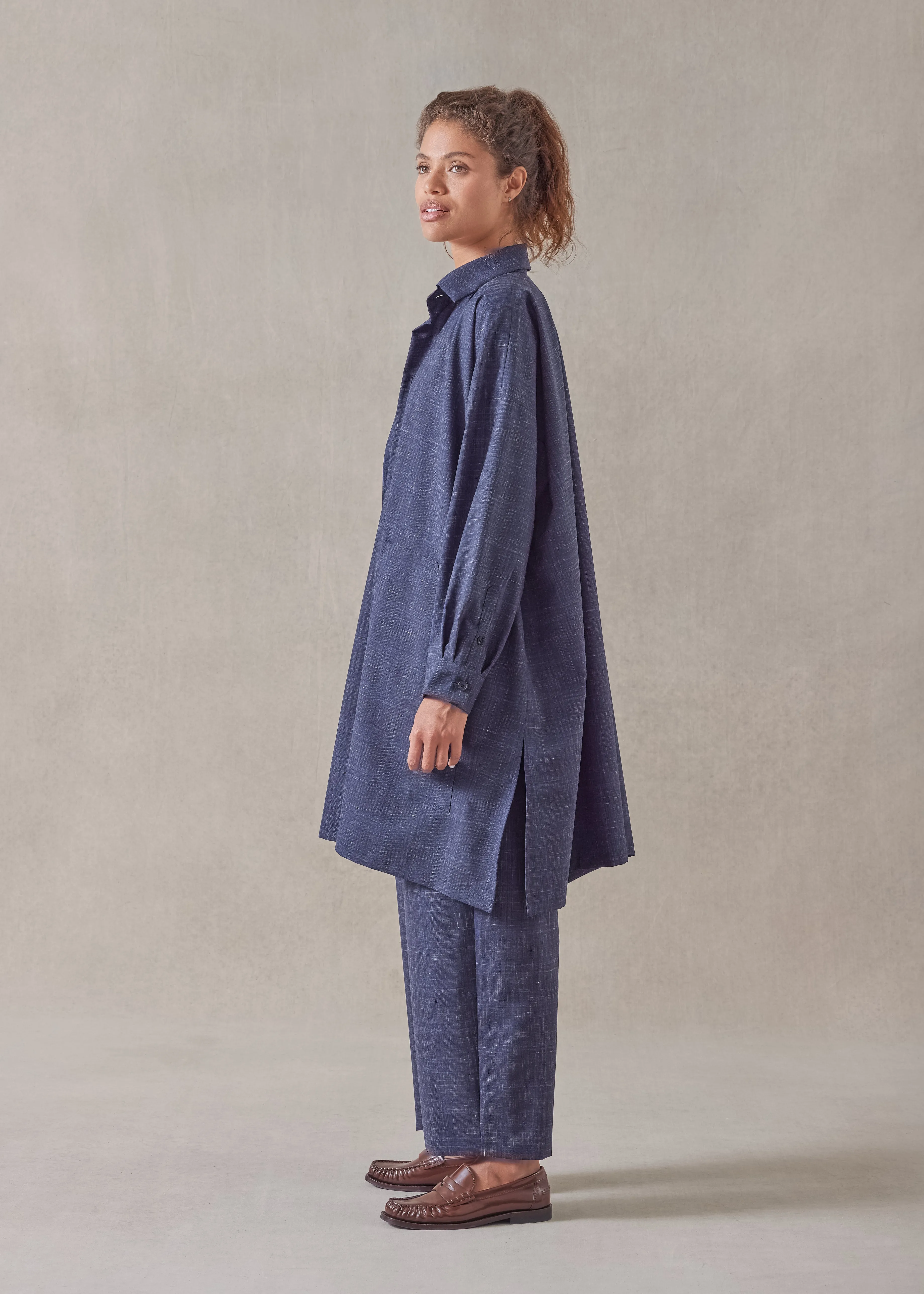 wool linen wide a-line shirt jacket with collar - very long with slits sold by eskandar product image thumbnail 3