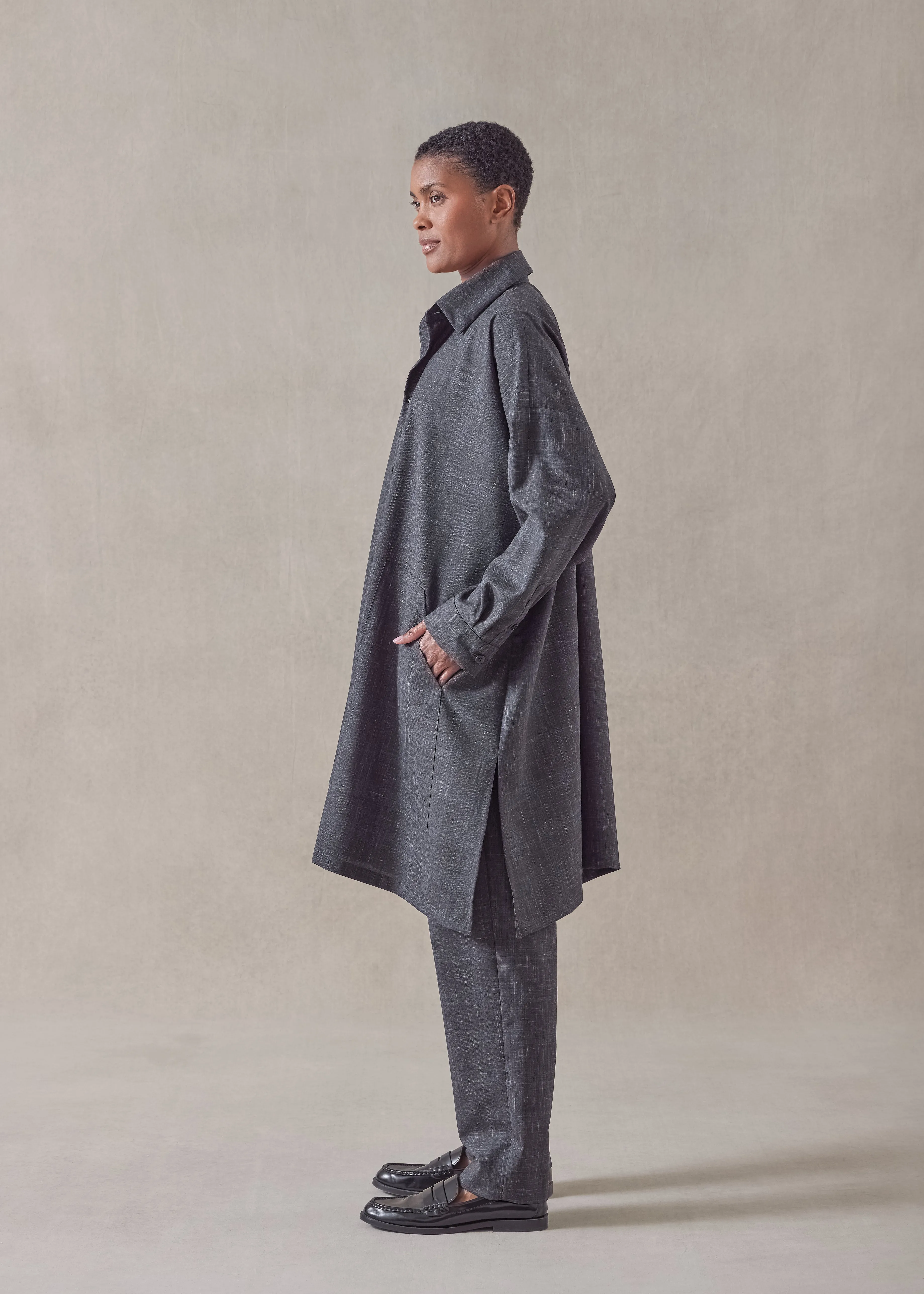 wool linen wide a-line shirt jacket with collar - very long with slits sold by eskandar product image thumbnail 4