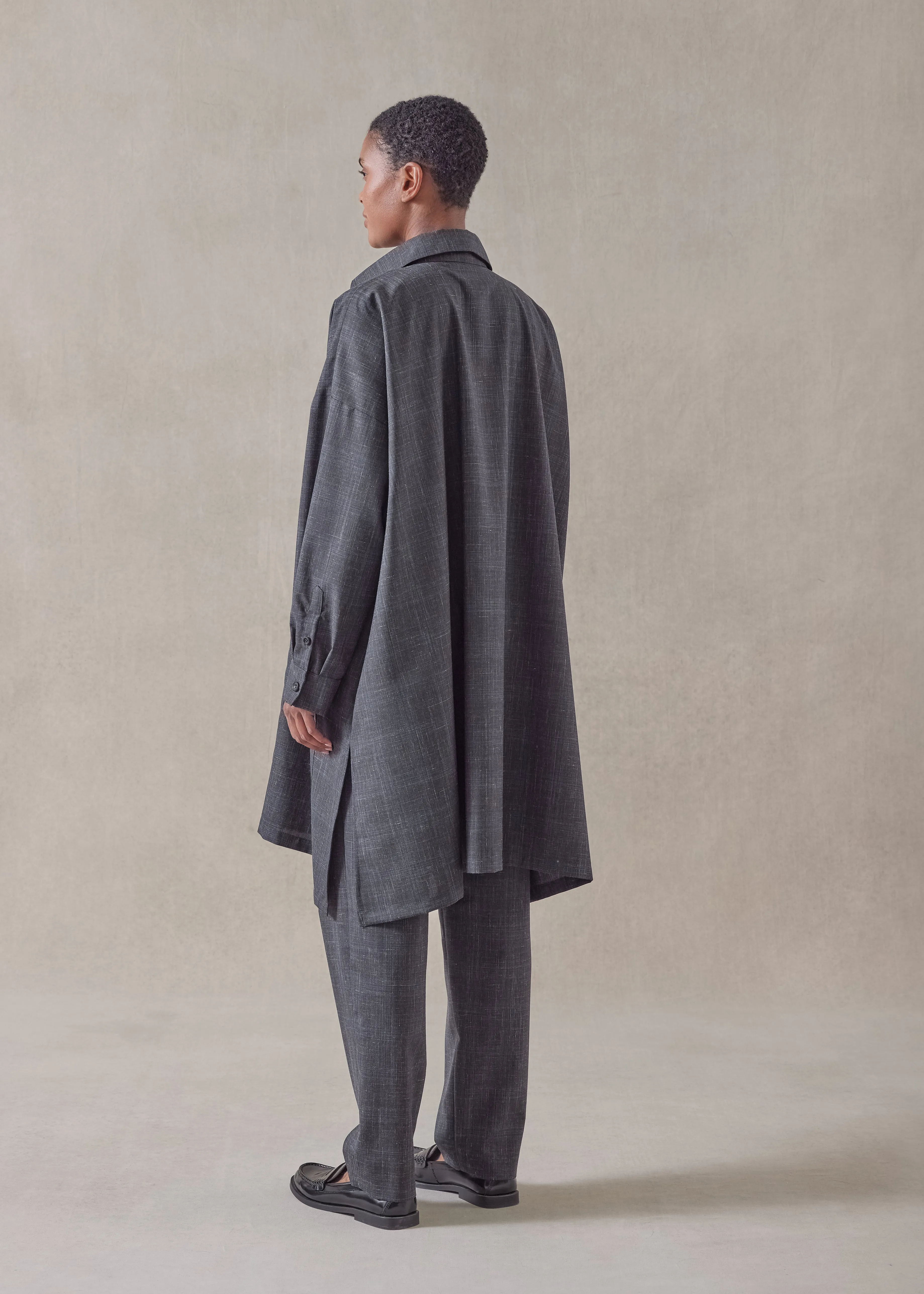 wool linen wide a-line shirt jacket with collar - very long with slits sold by eskandar product image thumbnail 5