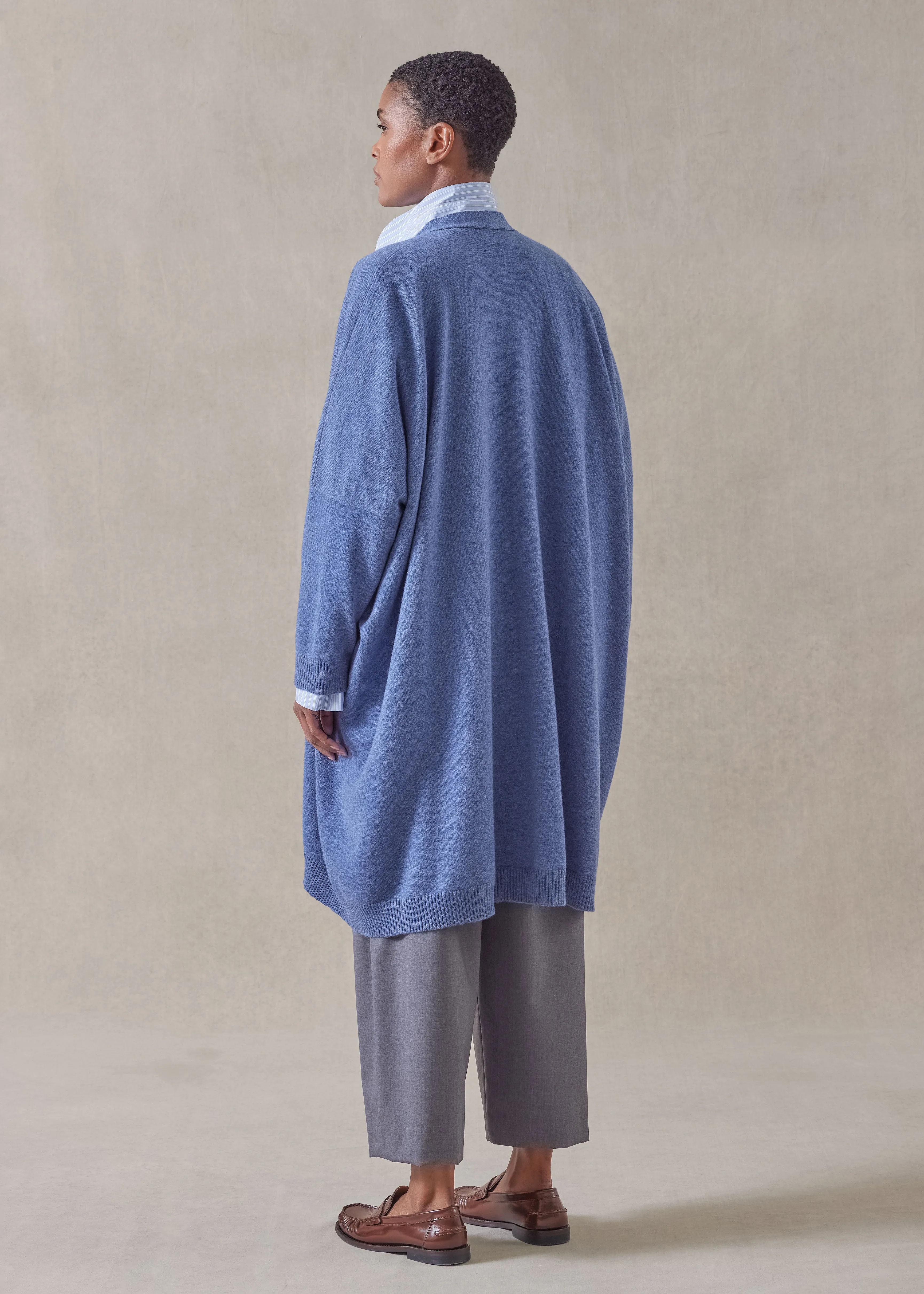 cashmere extra wide v-neck cardigan - very long sold by eskandar product image thumbnail 5