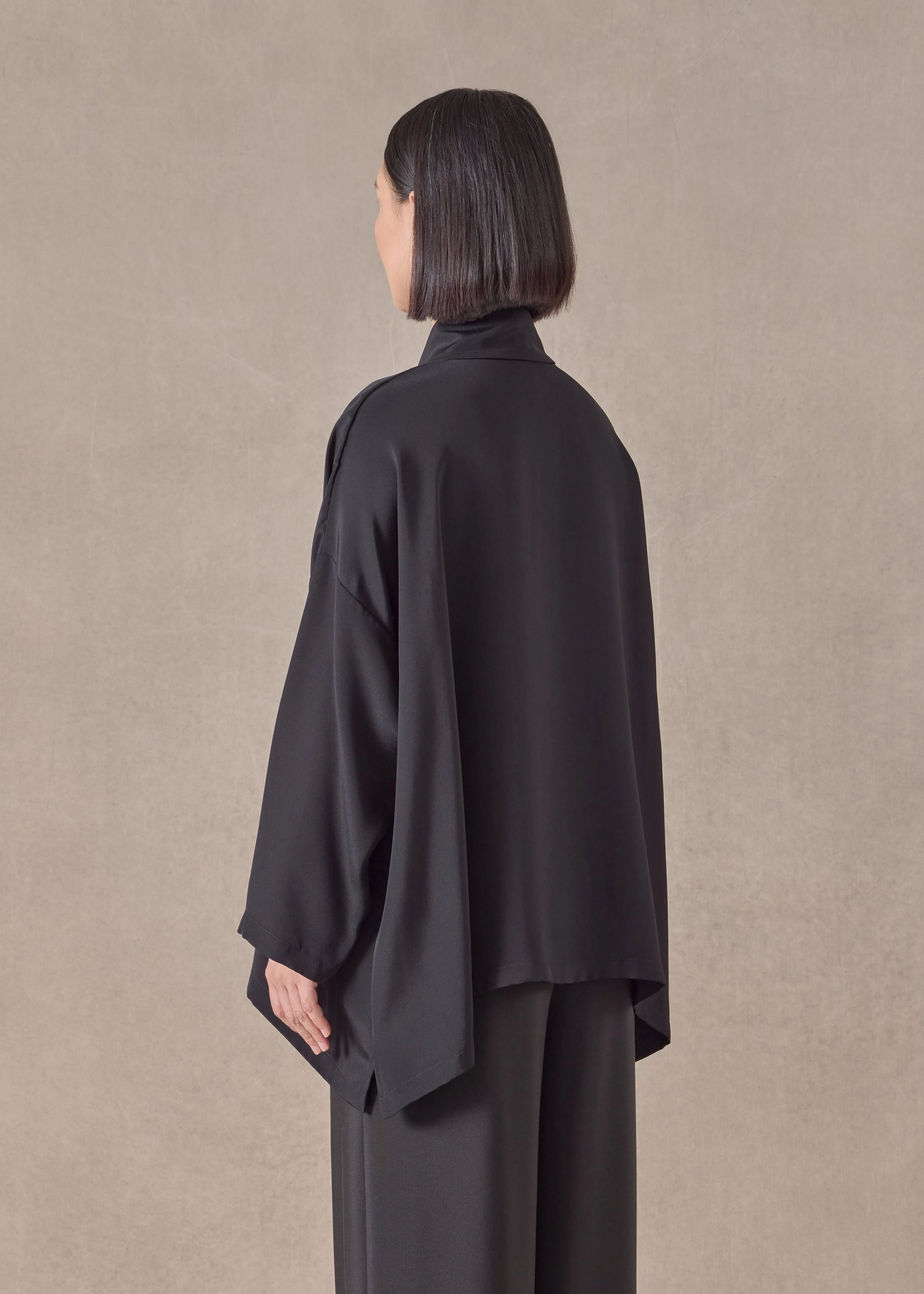 silk wide a-line shirt with chinese collar - mid plus sold by eskandar product image thumbnail 4