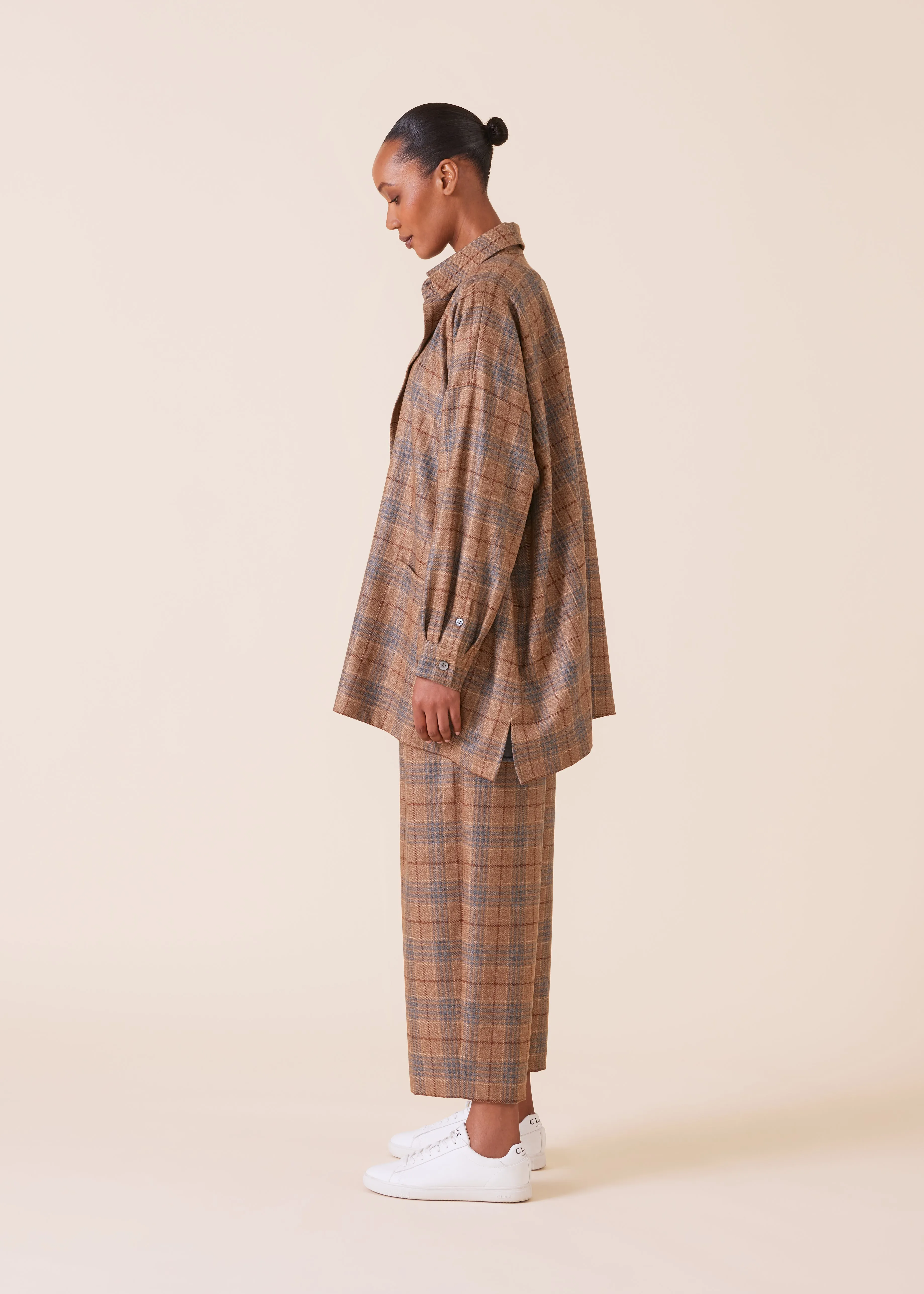 wool silk mix wide a-line shirt jacket with collar - long sold by eskandar product image thumbnail 4