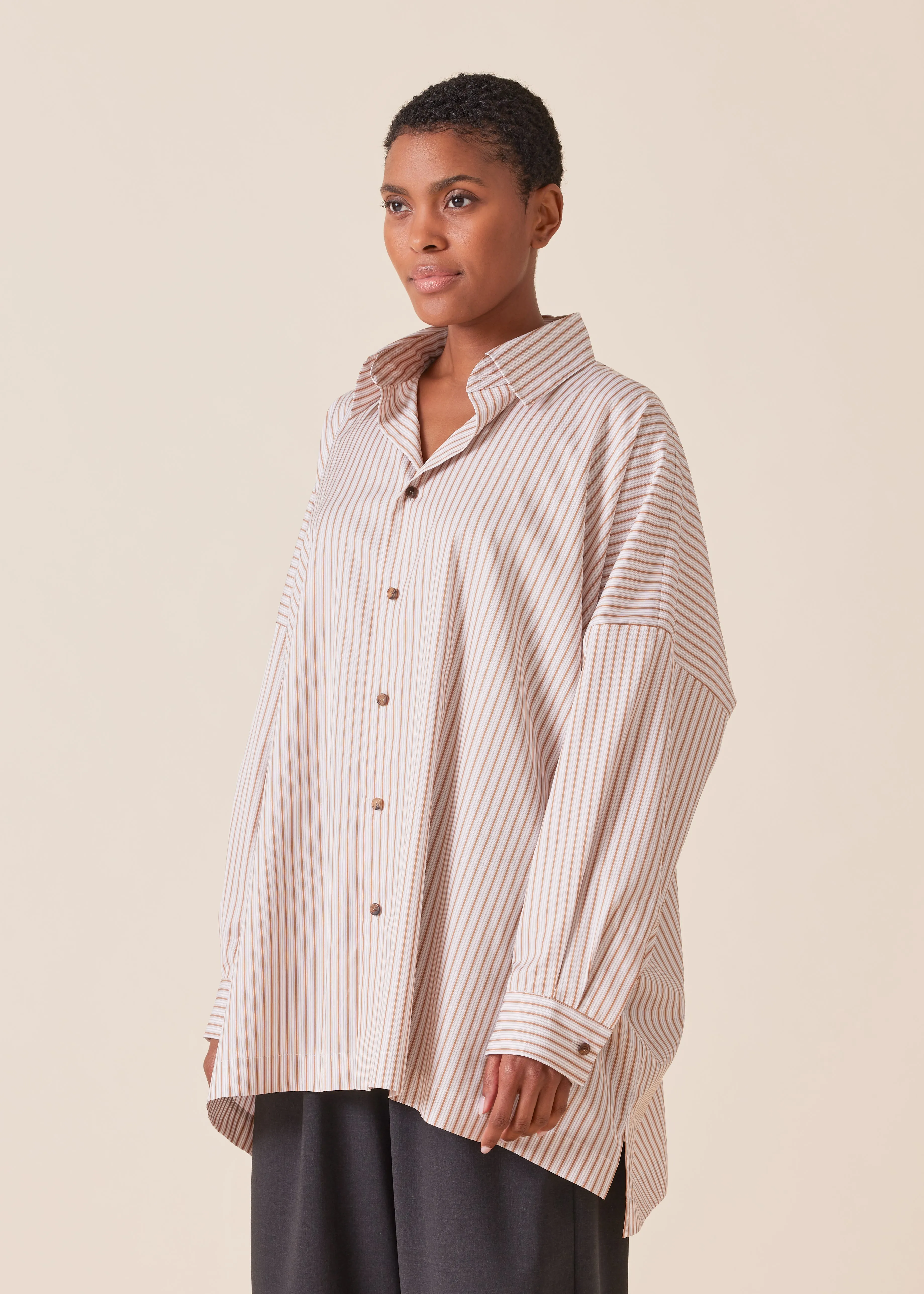 cotton wide longer back shirt with collar - long sold by eskandar product image thumbnail 2