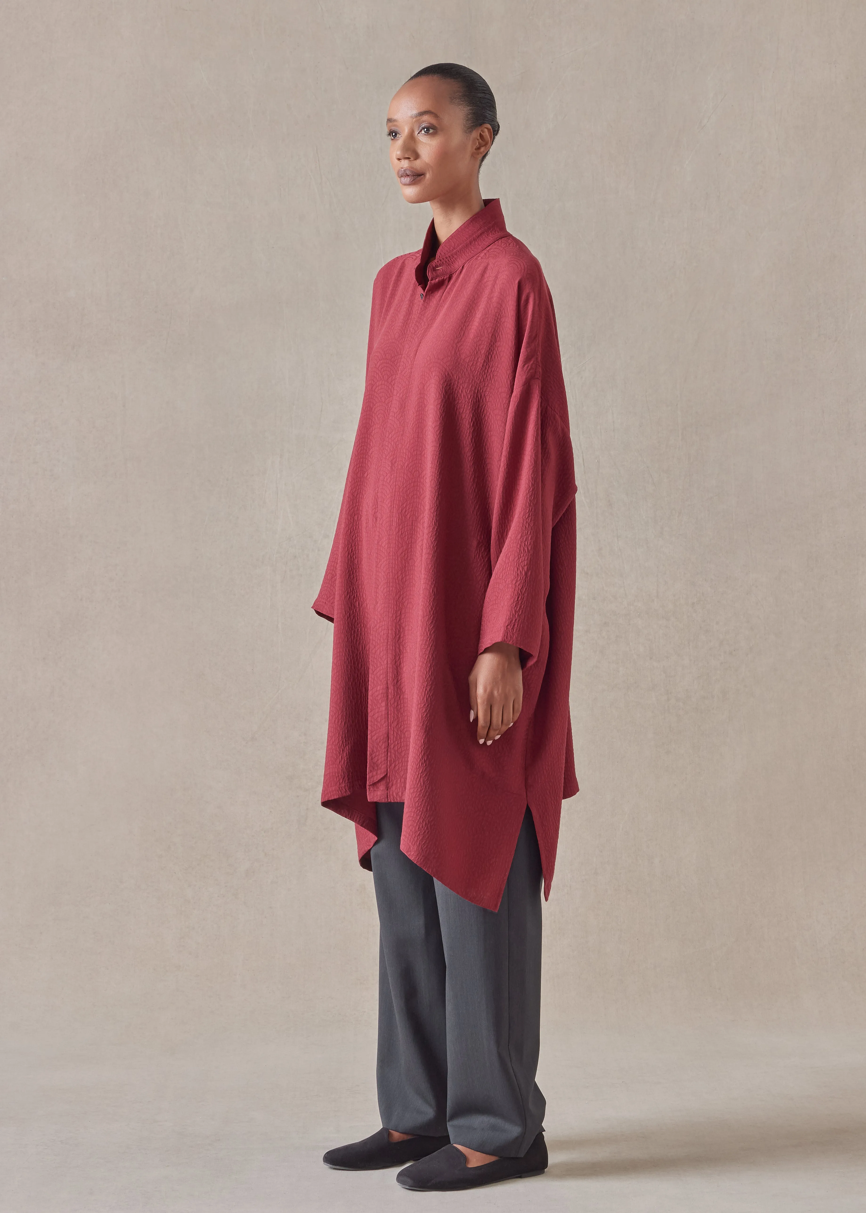 silk jacquard wide a-line double stand collar shirt - very long with slits sold by eskandar product image thumbnail 2