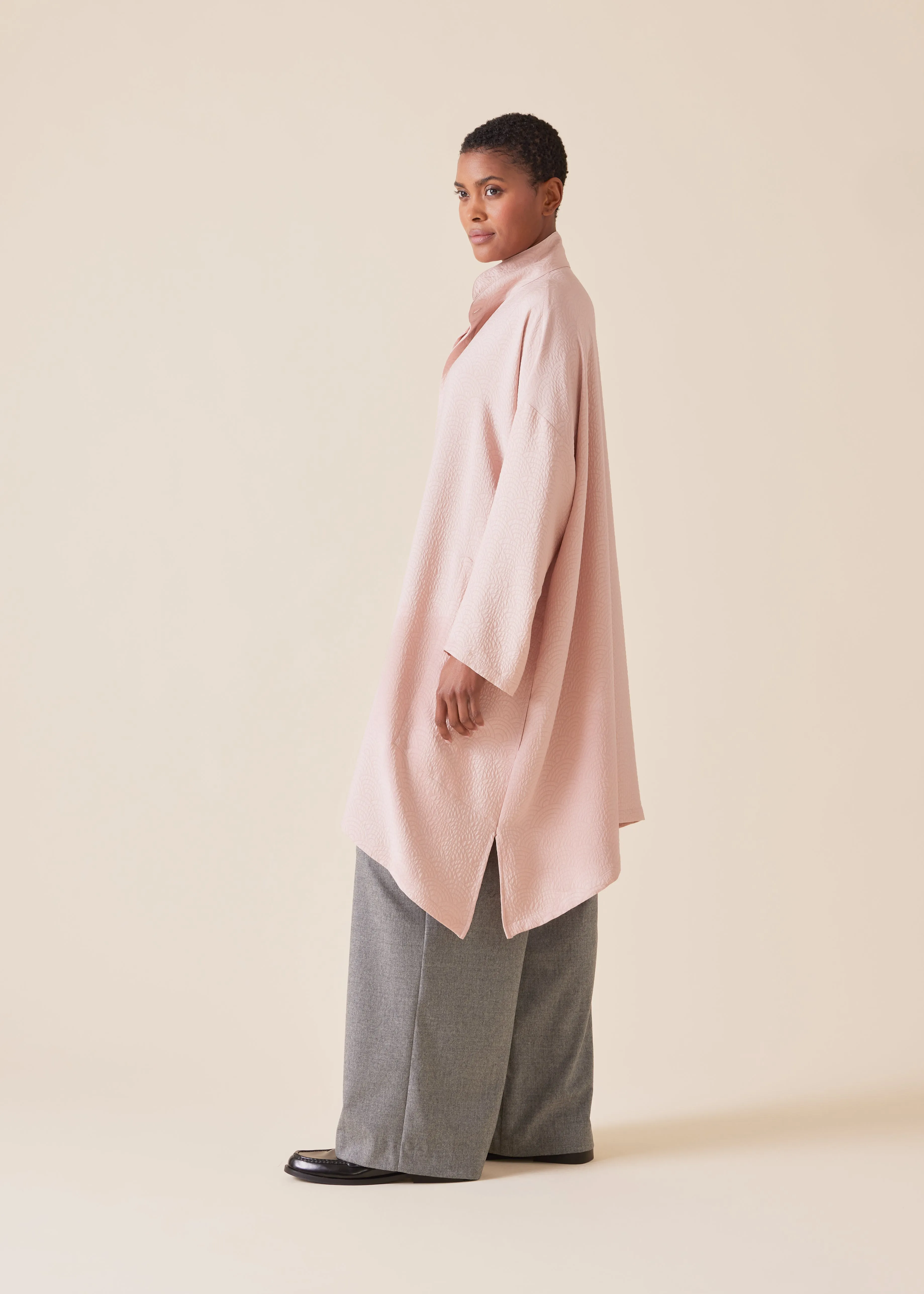 silk wide a-line double stand collar shirt - very long with slits sold by eskandar product image thumbnail 2