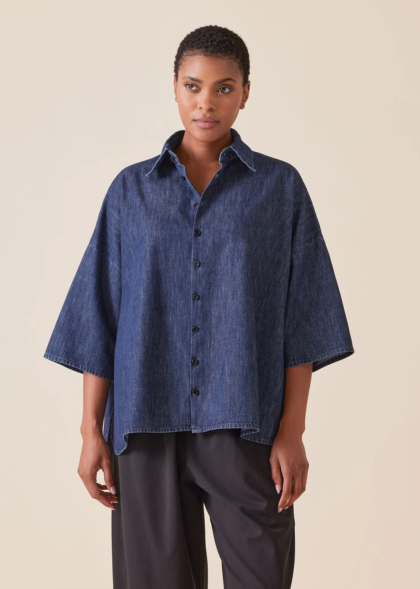 cotton denim sloped shoulder wide a-line short sleeve shirt with collar - mid sold by eskandar