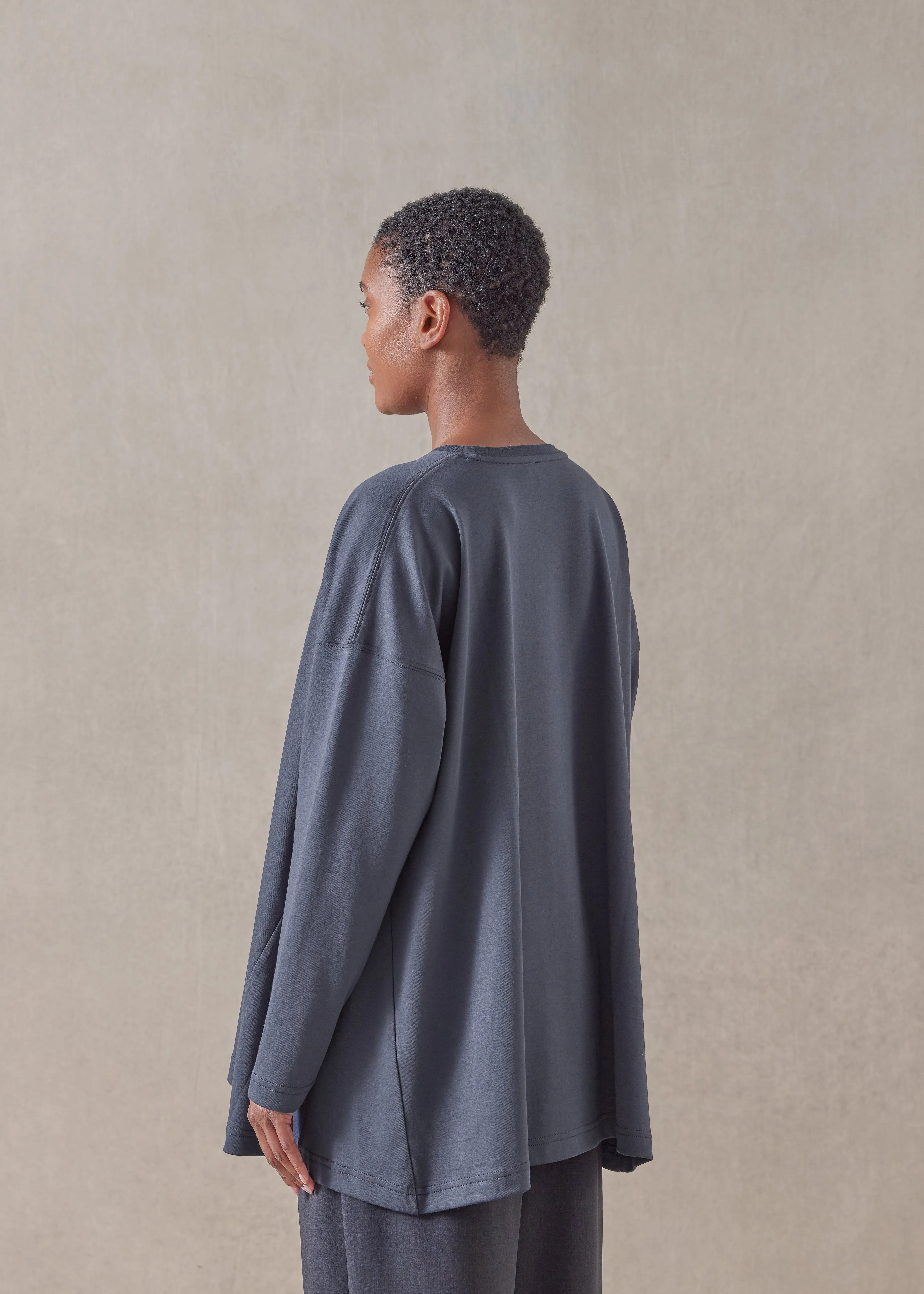 cotton jersey side panelled round neck t-shirt - mid plus sold by eskandar product image thumbnail 4