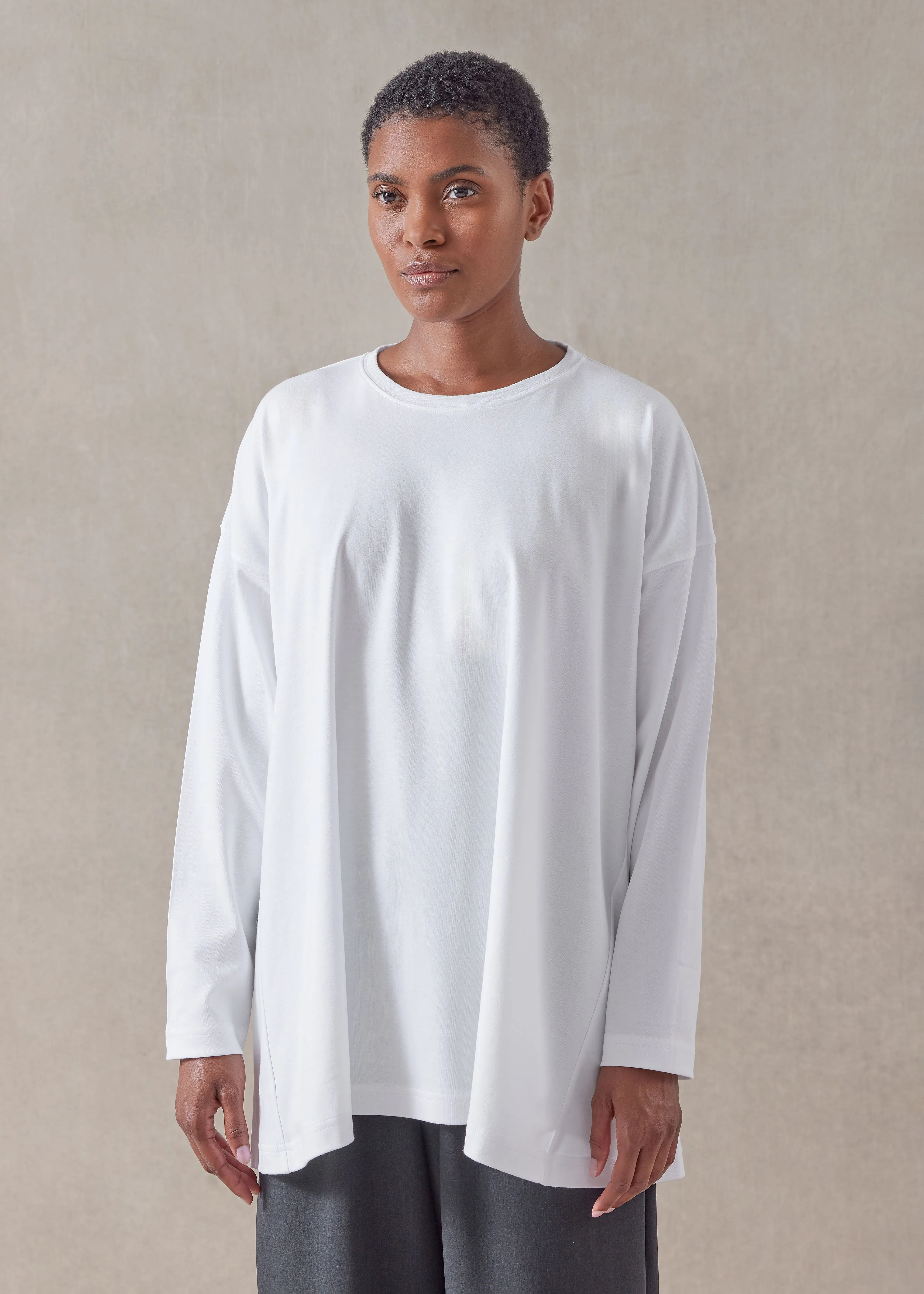 cotton jersey side panelled round neck t-shirt - mid plus sold by eskandar product image thumbnail 2