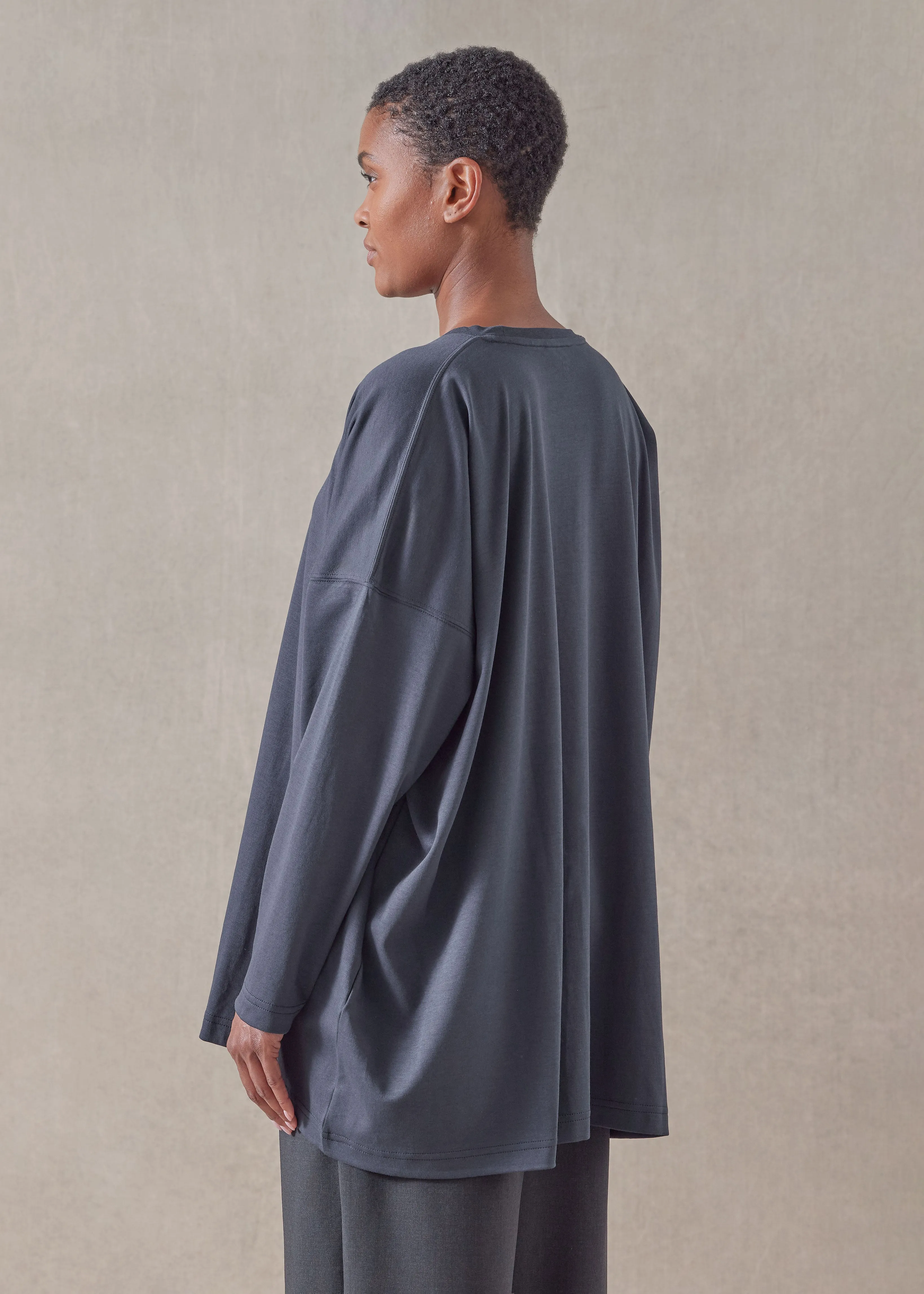 cotton jersey long sleeve boat neck t-shirt - long sold by eskandar product image thumbnail 3